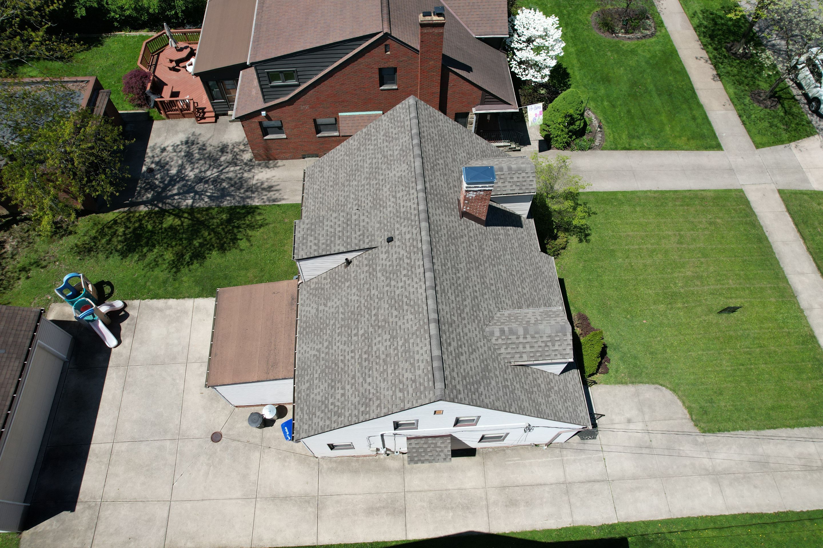 Residential Roof Replacement using GAF Timberline HDZ Weathered Wood by Atlas Roofing & Restoration