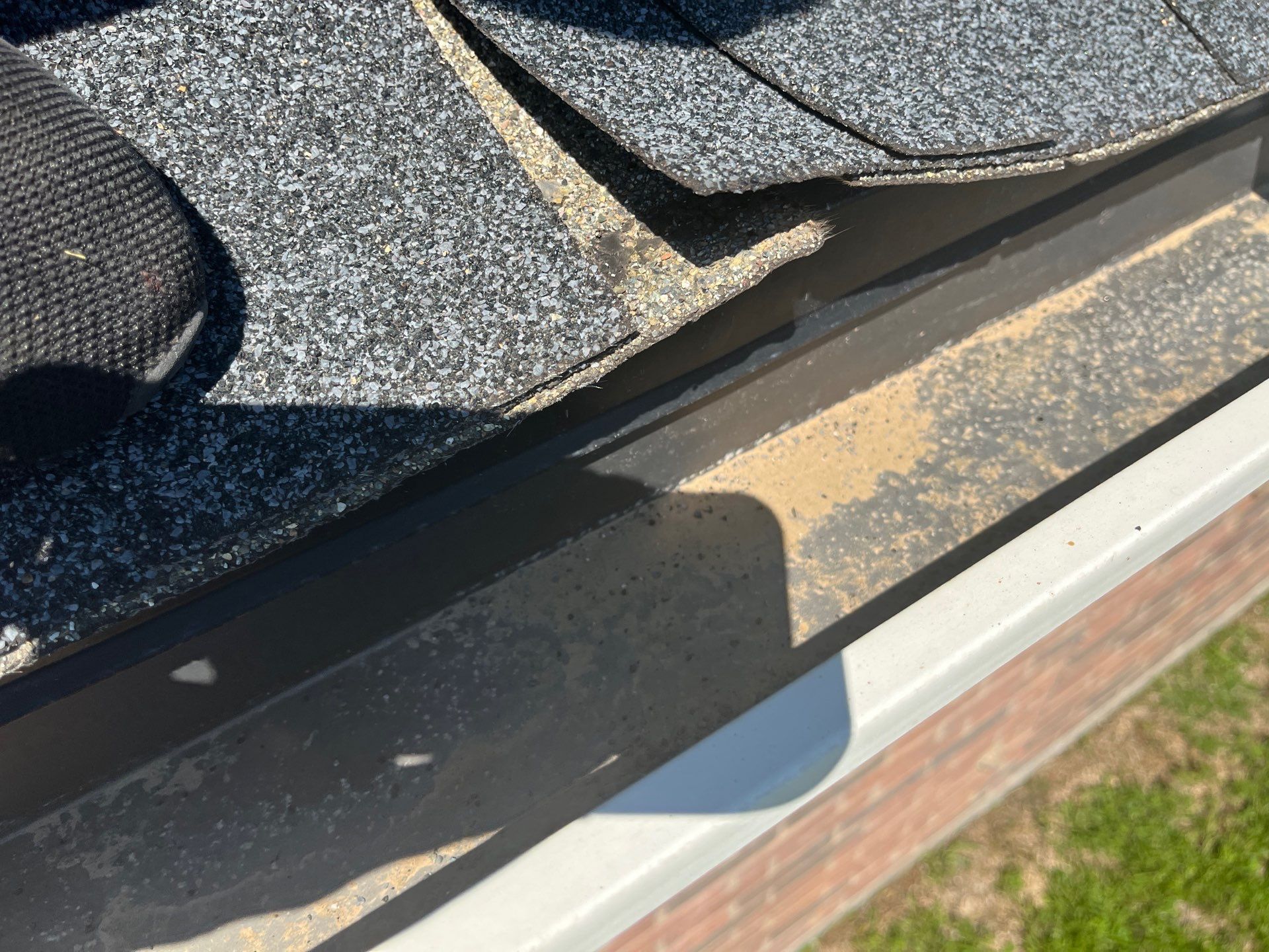 Hail Damage using Owen's Corning Duration (Lifetime) Shingles by Roof Repair Company
