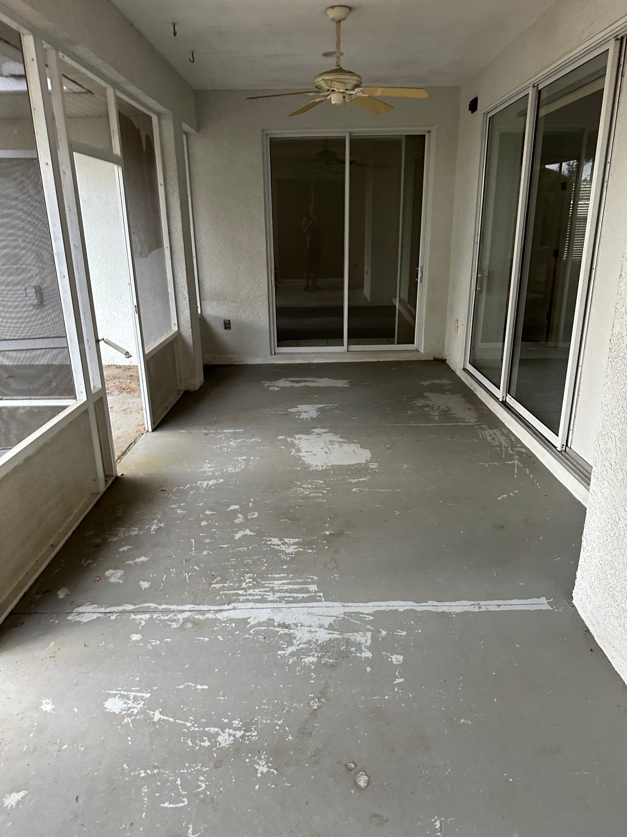 1-Story House Wash, Driveway, Patio/Lanai & Screen Enclosure Cleaning in Oakley Community, Ellenton, FL | Sunshine AquaWash by Sunshine AquaWash