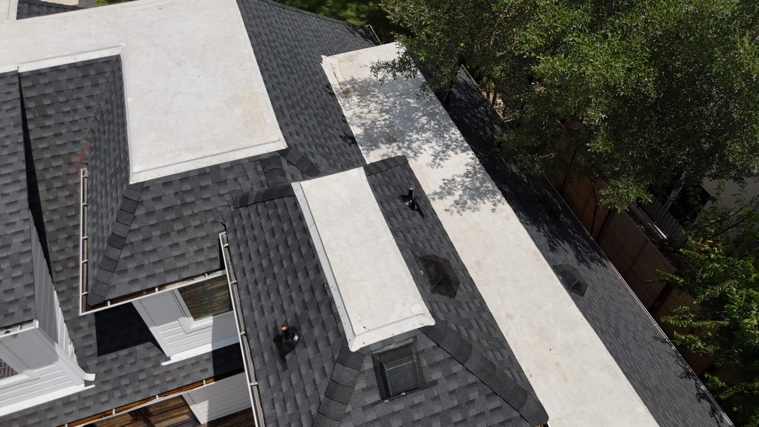 Charcoal - GAF Timberline HDZ by RoofsOnly.com