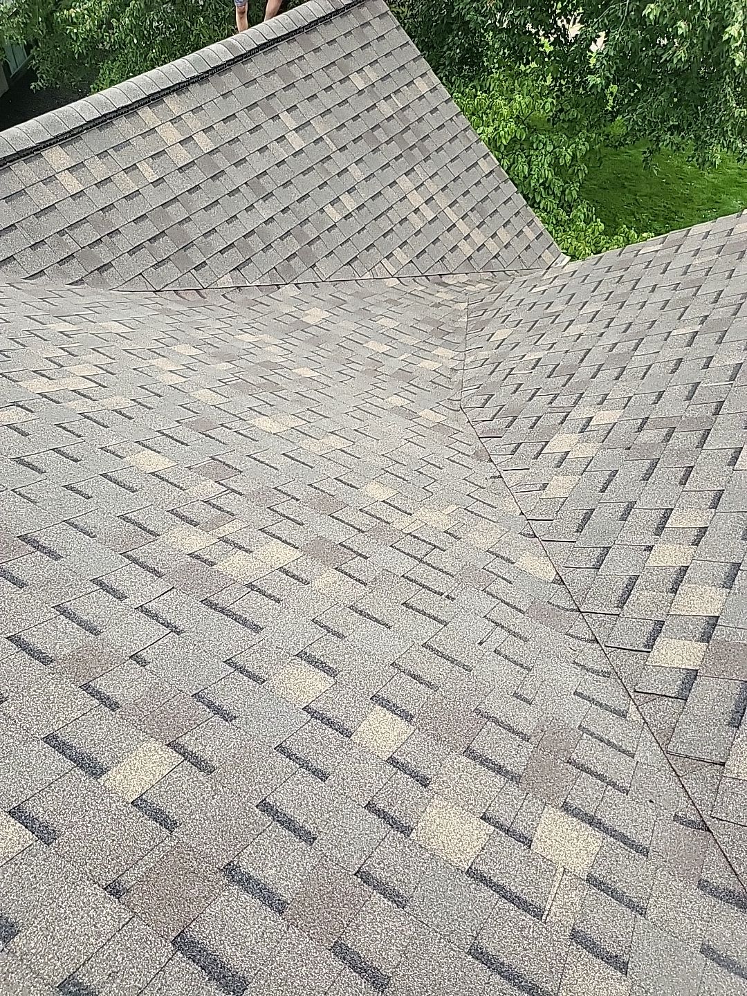 CT LANDMARK COLOR: PEWTER by Eagle Eye Roofing