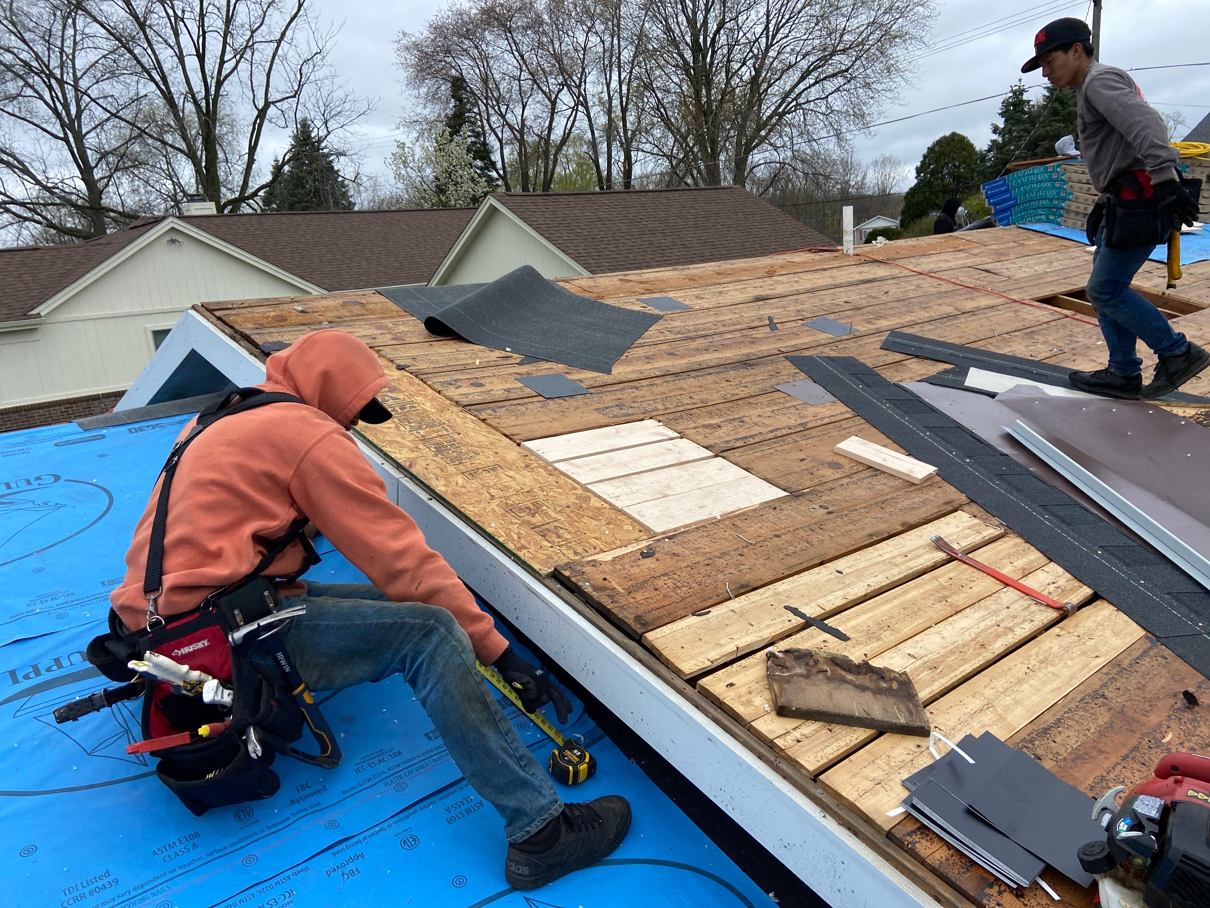 Roof Replacement using CertainTeed Landmark by 180 Contractors