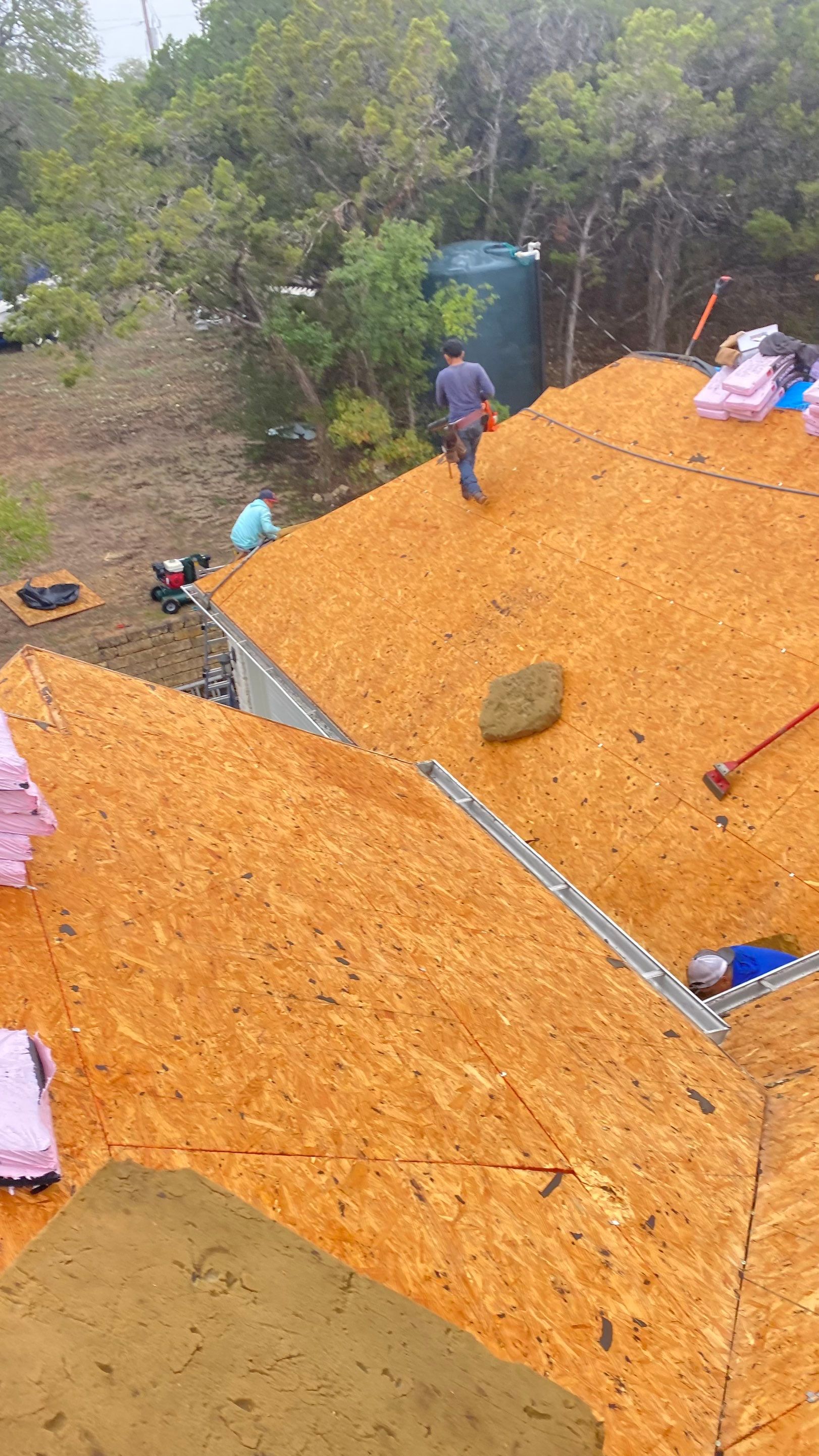 Residential Roof Replacement using Owens Corning 30 year Architectural Shingles by Premier Roofing and Contracting