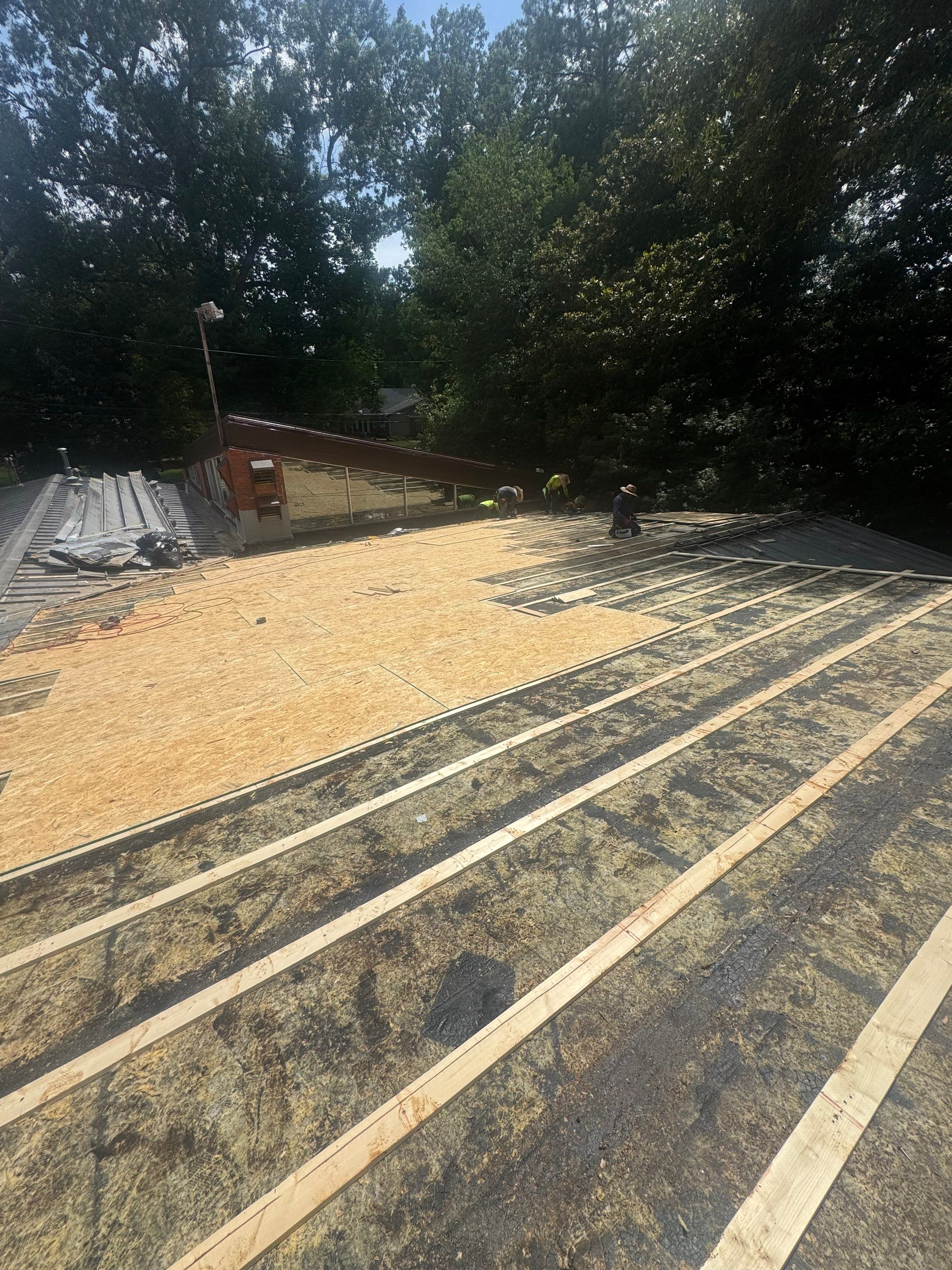 Residential Standing Seam Metal Roof and Membrane Replacement in Memphis by Revival Roofing Services
