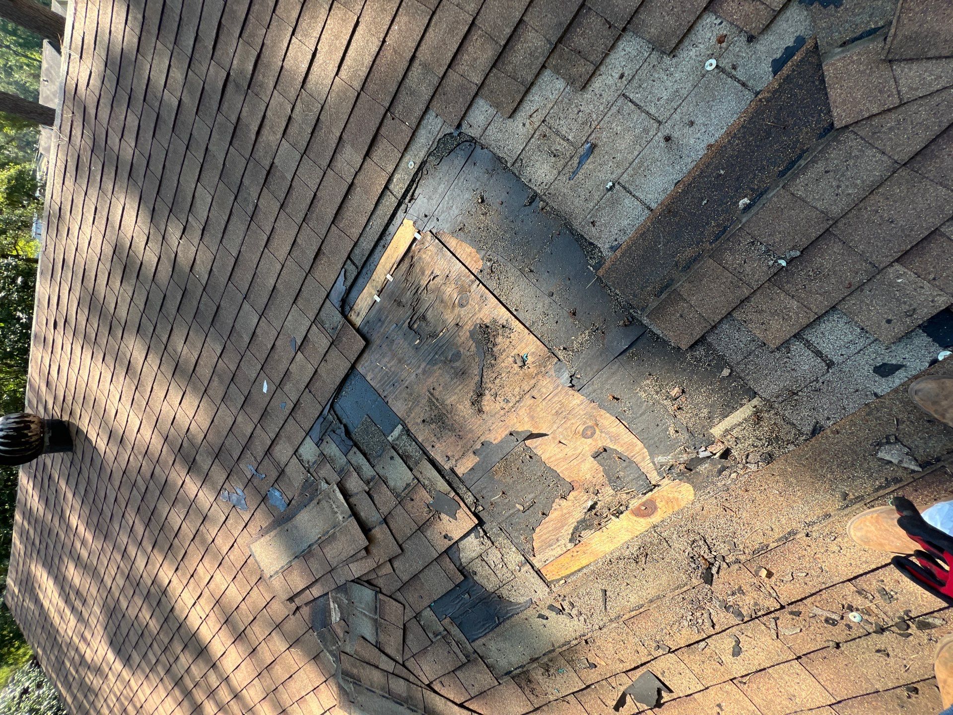 Residential Roofing Installation using Owen's Corning Duration (Lifetime) Shingles by Roof Repair Company