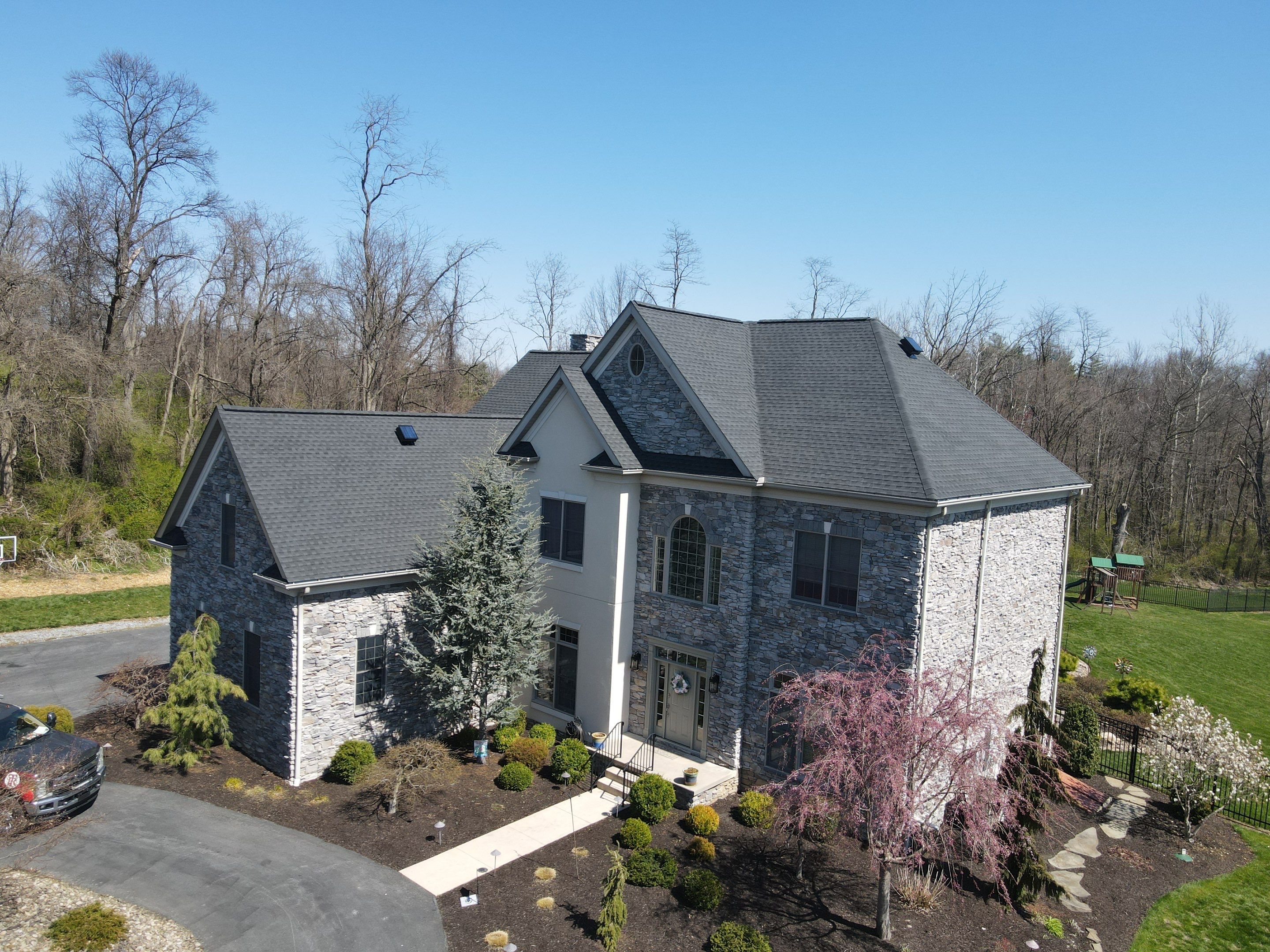 Residential Roofing Installation using Gaf Hdz Architectural Shingle by Teflon Roofing