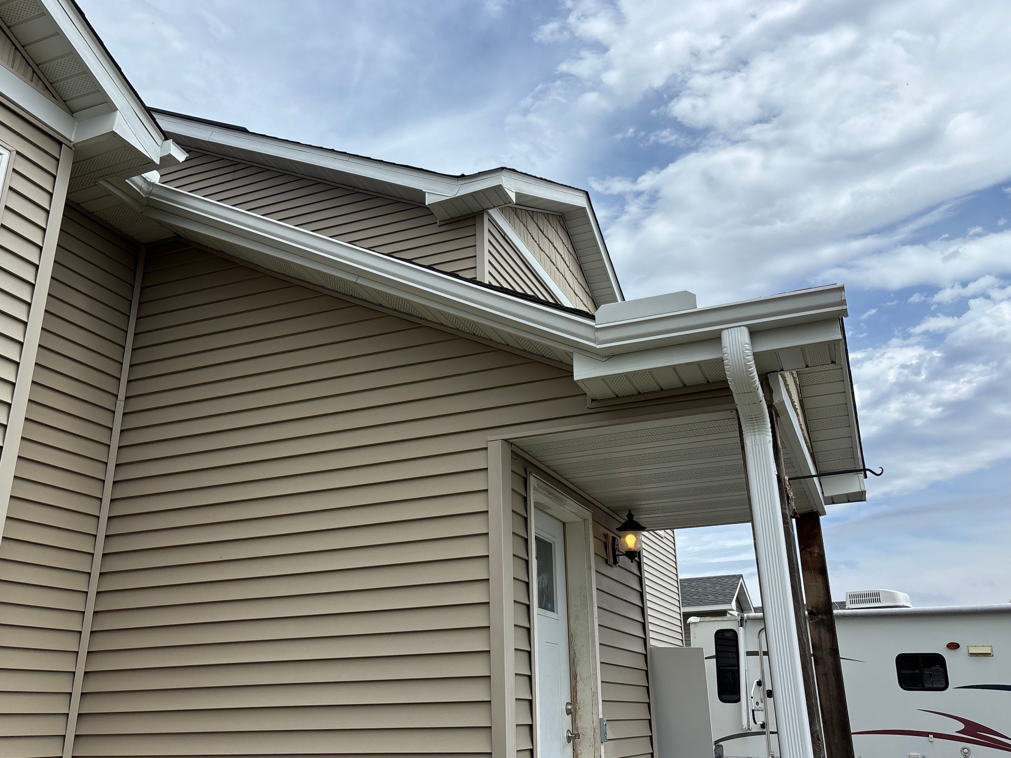 Seamless Gutter Installation in Waverly MN | 5” Gutters by Next Level Seamless Gutters / Exteriors Inc.