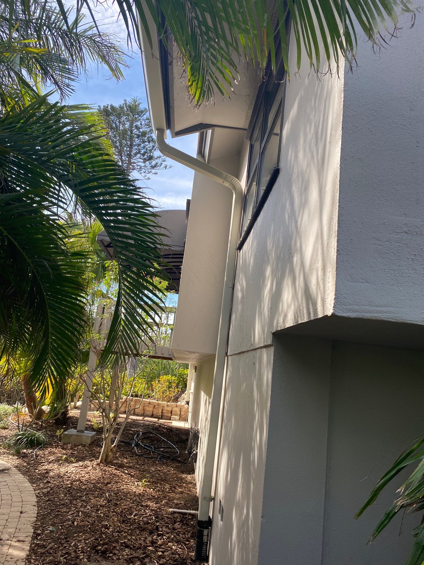 7-Inch K-Style Seamless Gutters in Longboat Key FL by Gutter Professors