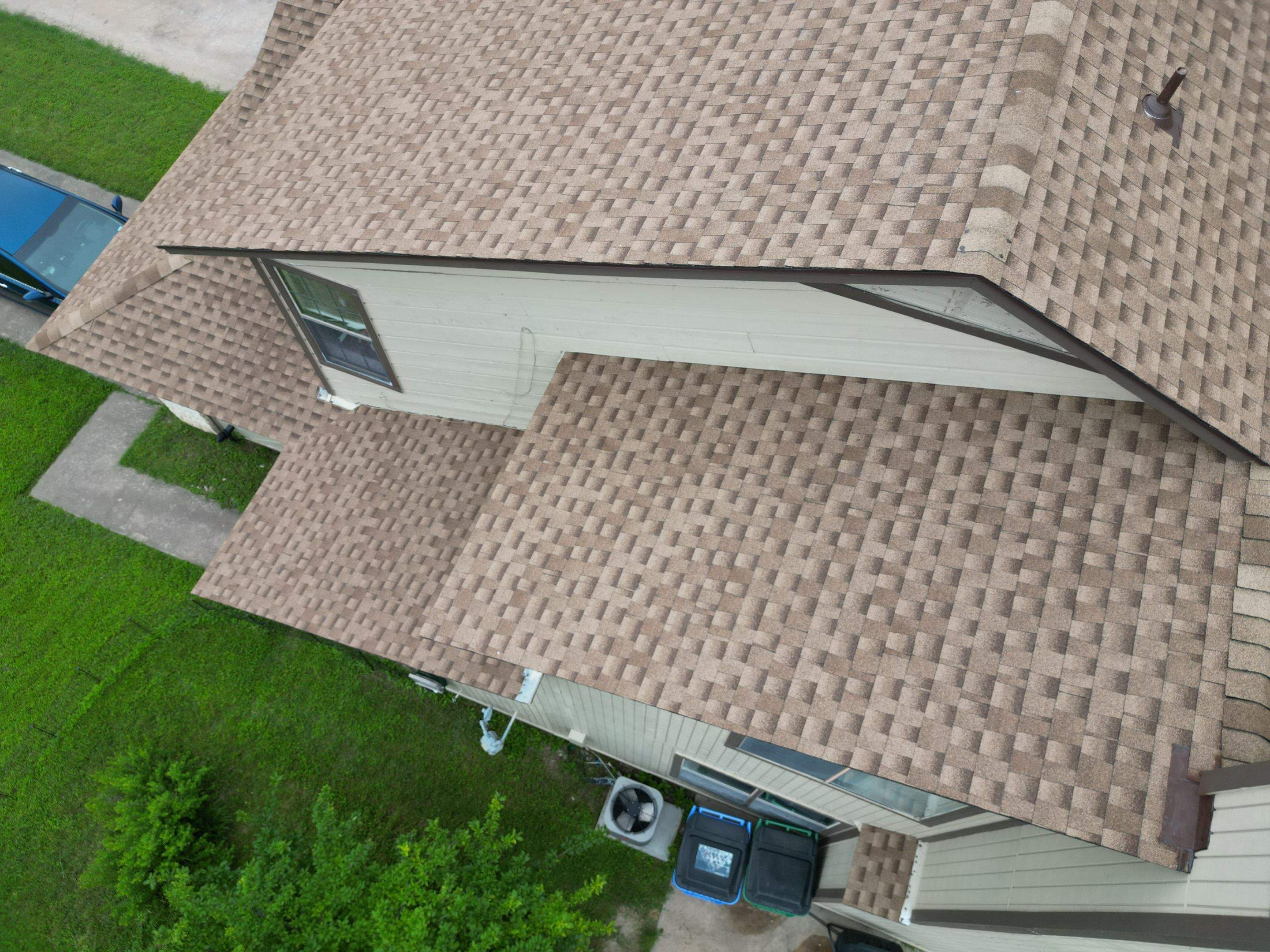 Shakewood - GAF Timberline HDZ by RoofsOnly.com