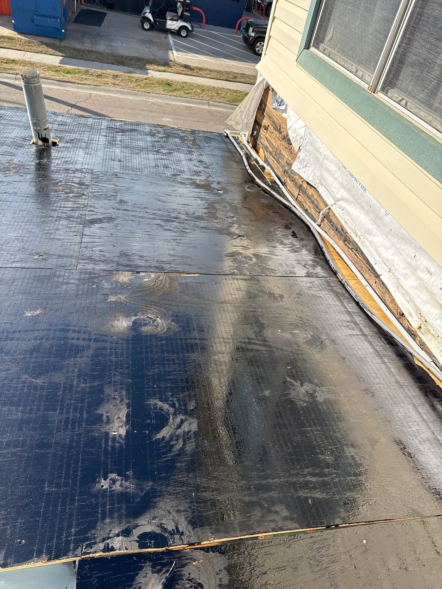 Mustang Island Flat Top by Bayfront Roofing and Construction