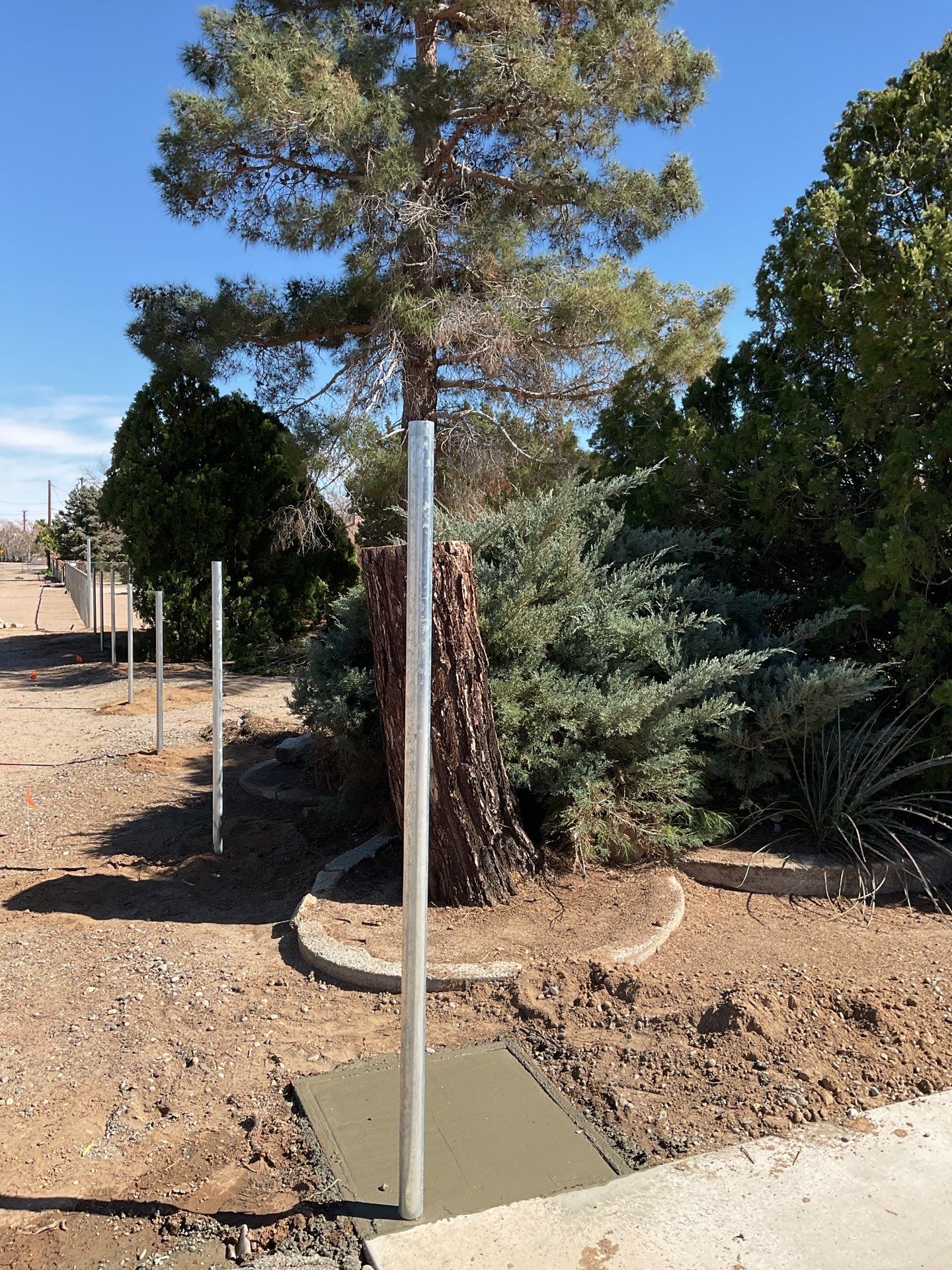 Fence Installation using chain -link by Fence Guys Inc.