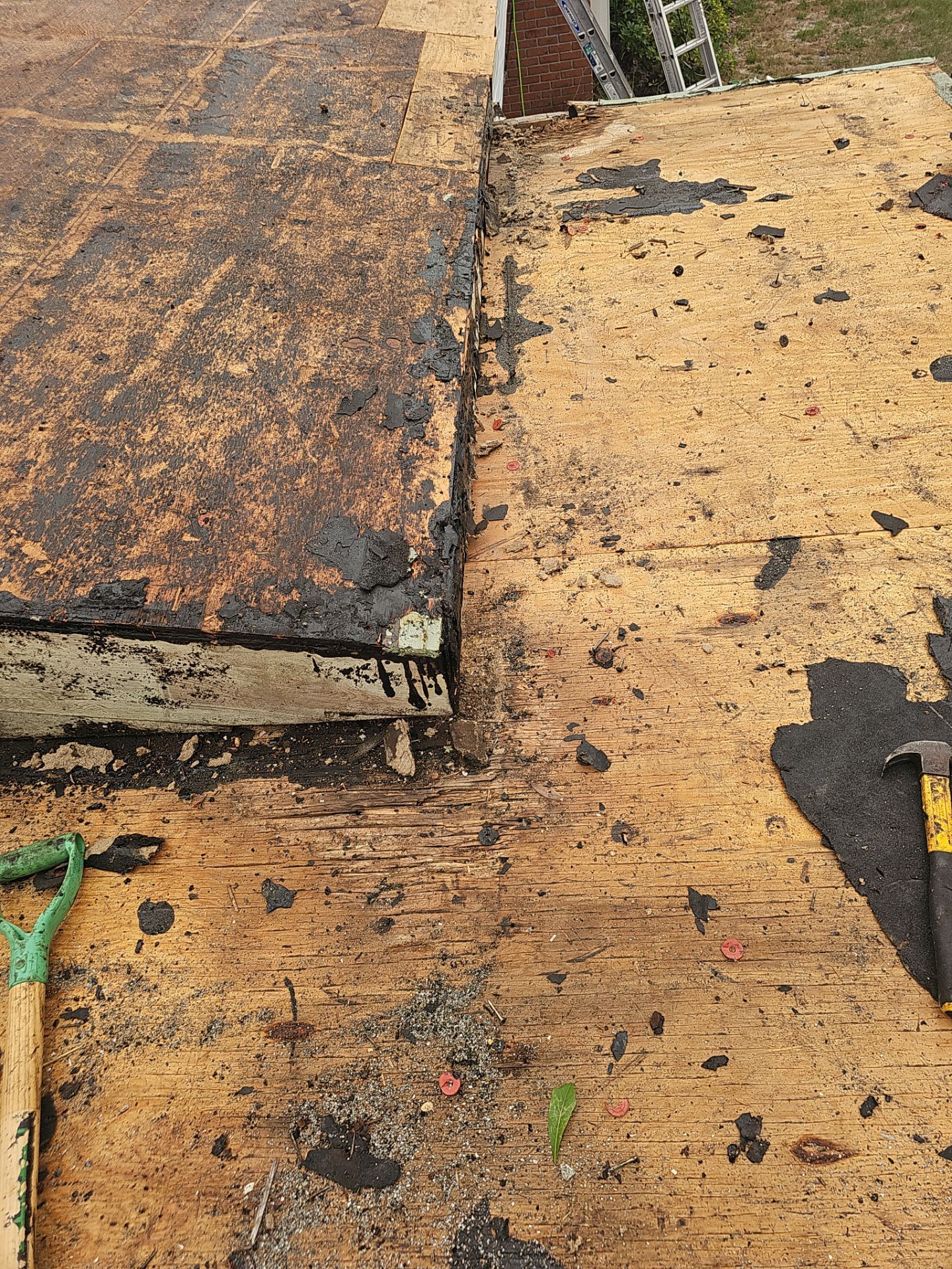 Project in St. Petersburg 33714 by Mitchell Roofing Company LLC 