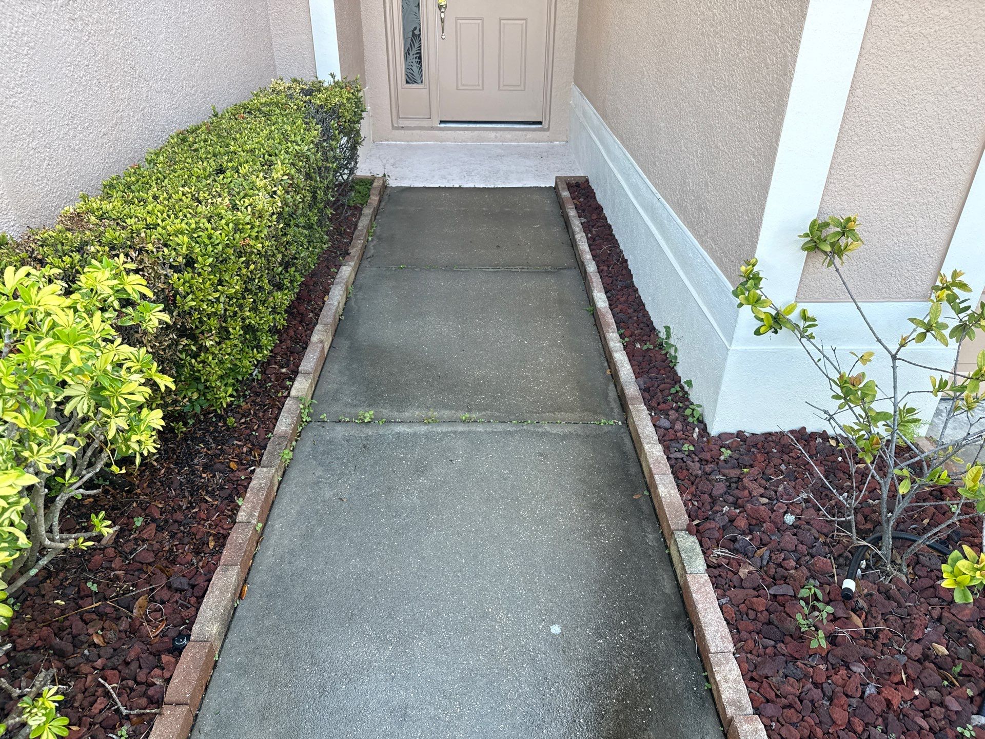 Driveway, Pool Deck & Lanai Cleaning – Heritage Harbour Golf Club, Bradenton, FL by Sunshine AquaWash
