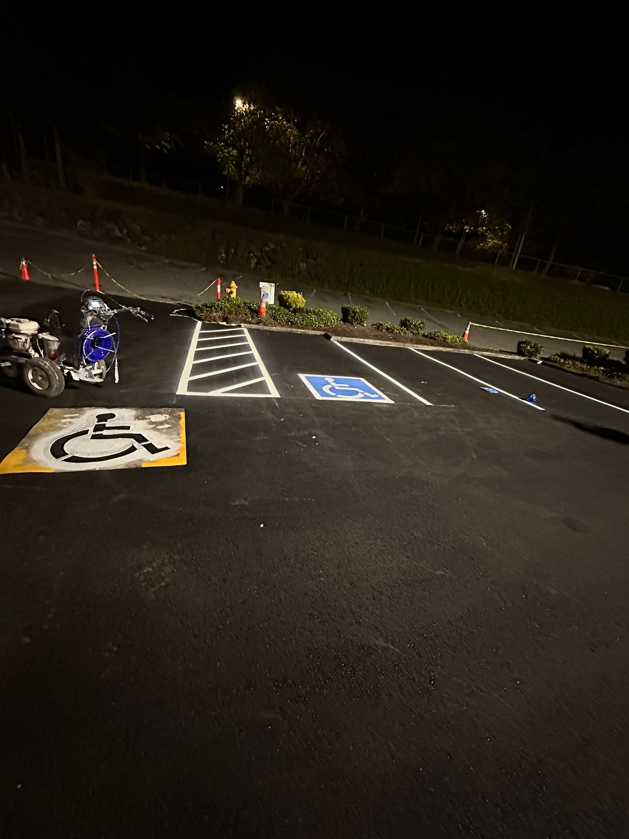 Colliers - Woodinville New Asphalt Parking Lot by Jireh Asphalt & Concrete Inc 