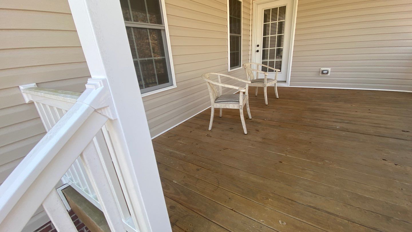 Weathered Deck using Wood Sealant by DuraSeal