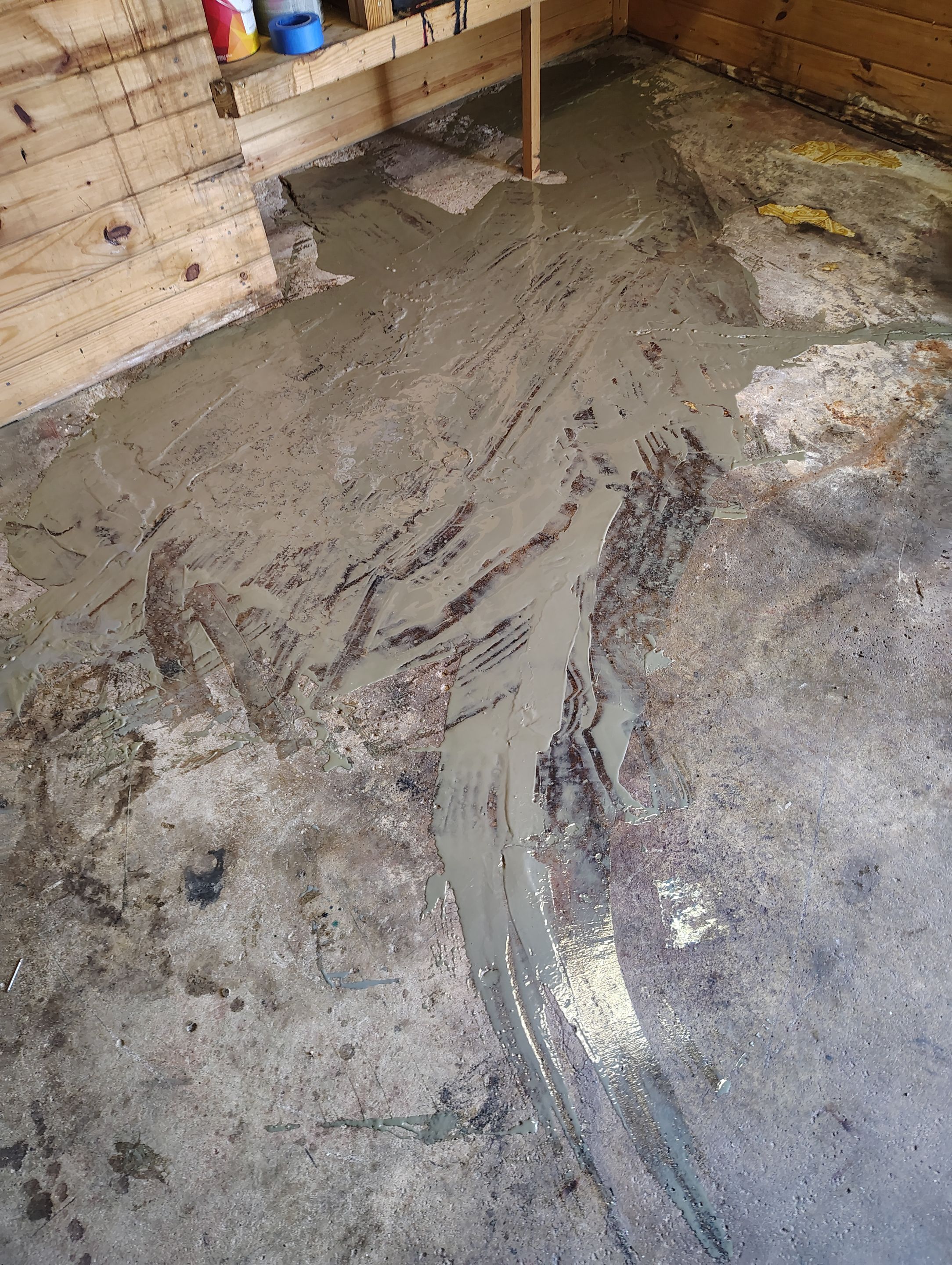 Commercial Epoxy Flake Floor Coating in Emmetsburg, Iowa by Select Painting, Coatings & Garage Cabinets