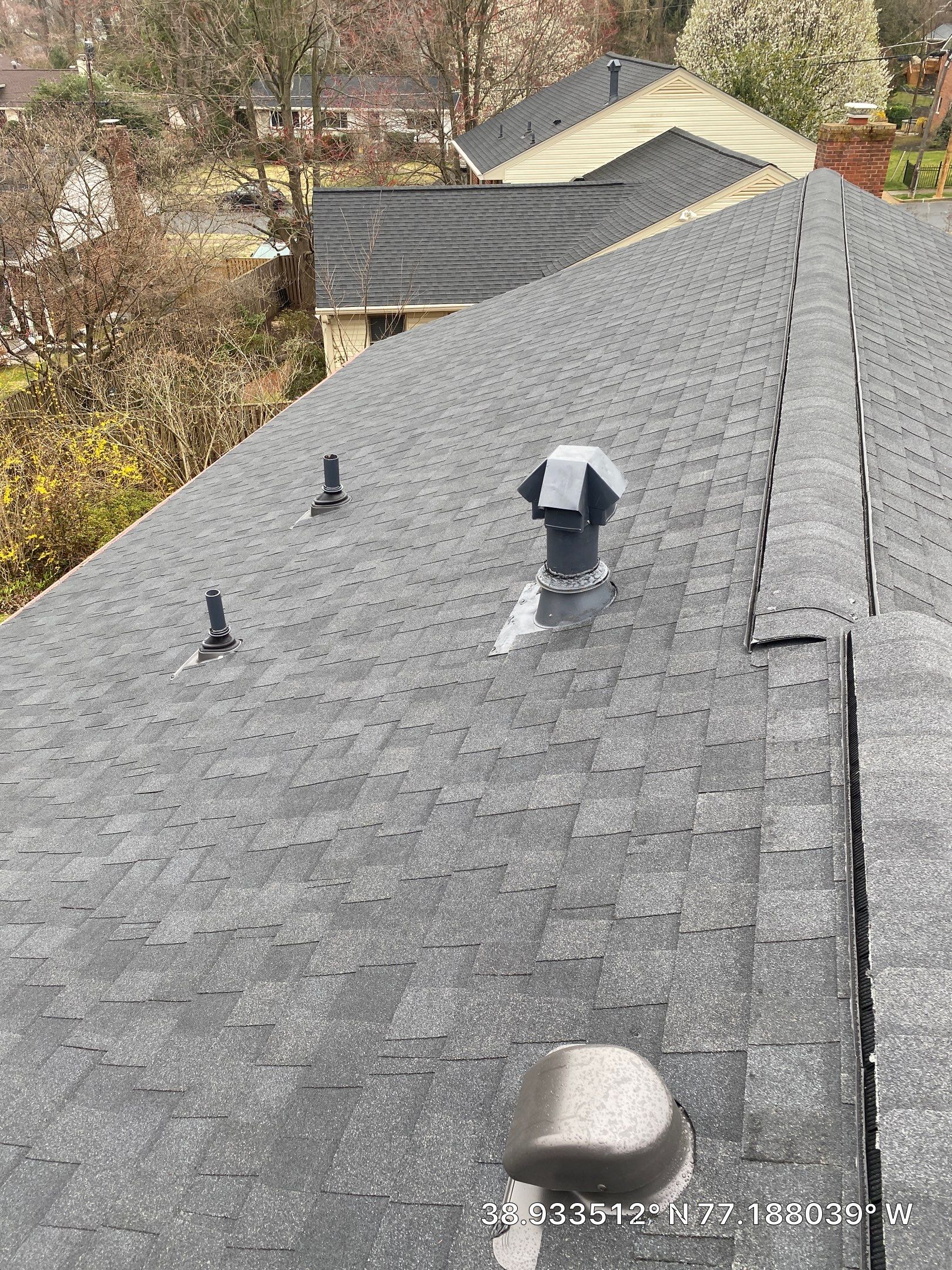 McLean: CertainTeed Landmark Designer Shingles in Charcoal Black by RM Banning, Inc.