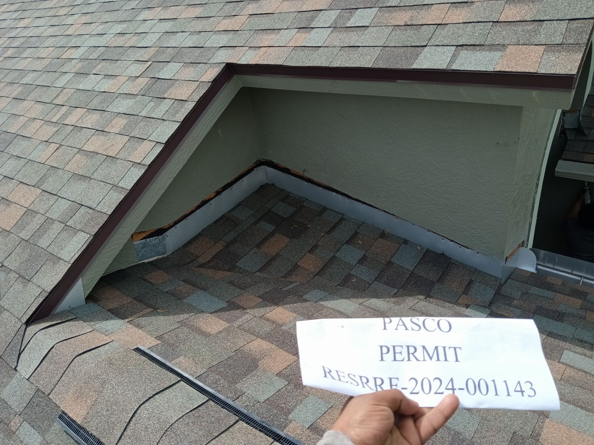 Roof Replacement in Wesley Chapel, FL by Shingle Masters Roofing
