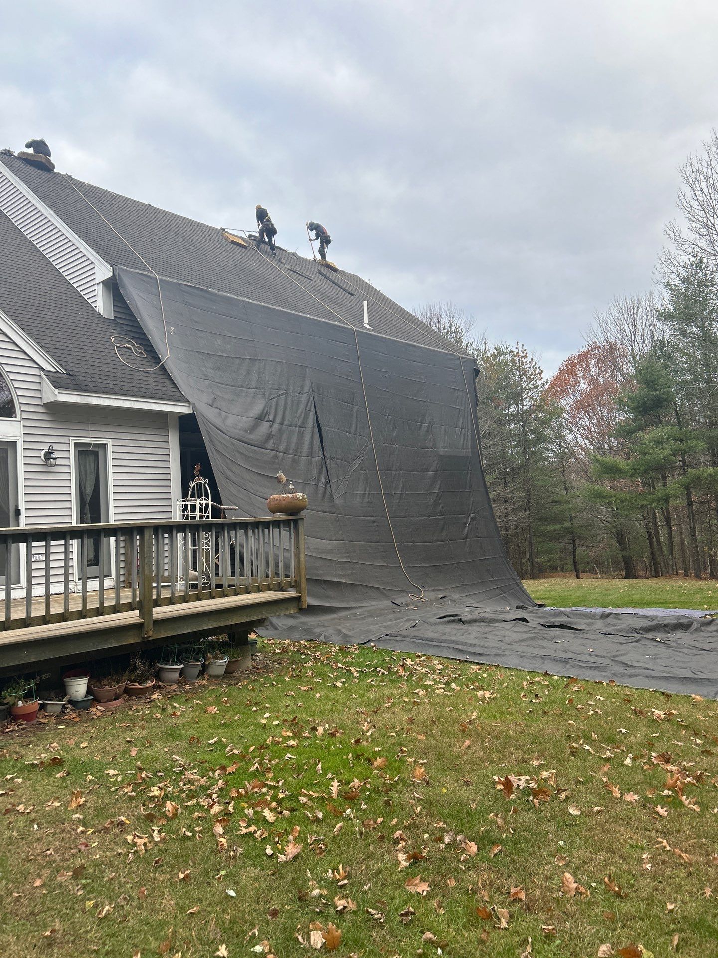 Groton Complete Roof Replacement with Onyx Black OakRidge Shingles by Mighty Dog Roofing of Greater Middlesex County