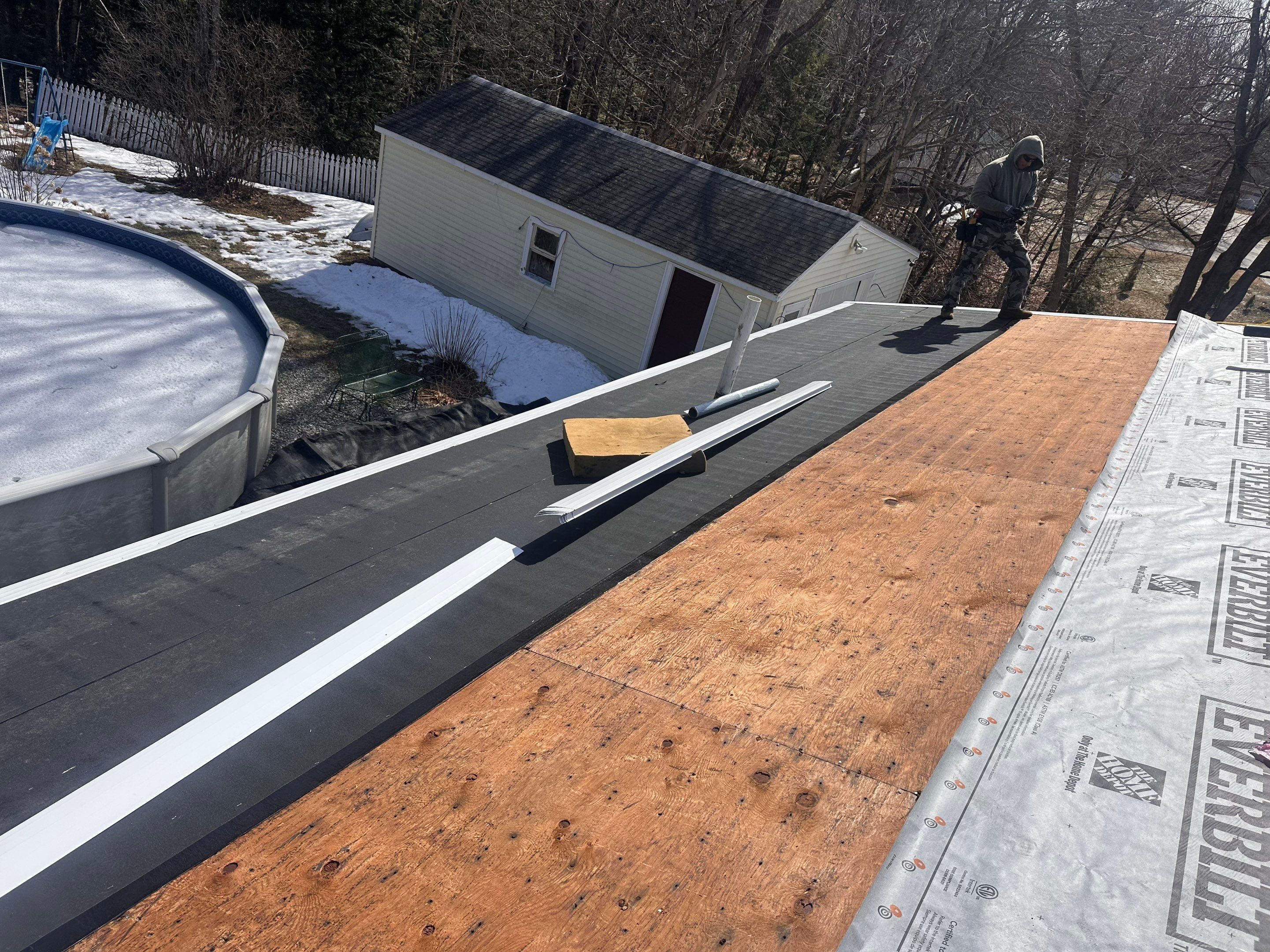 Roof Installation – Lisbon, ME by Tall pine roofing