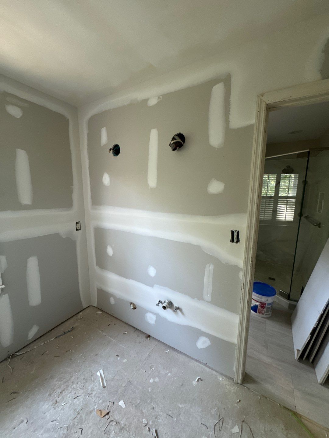 Russet Woods - Bathroom by Pillar and Pine