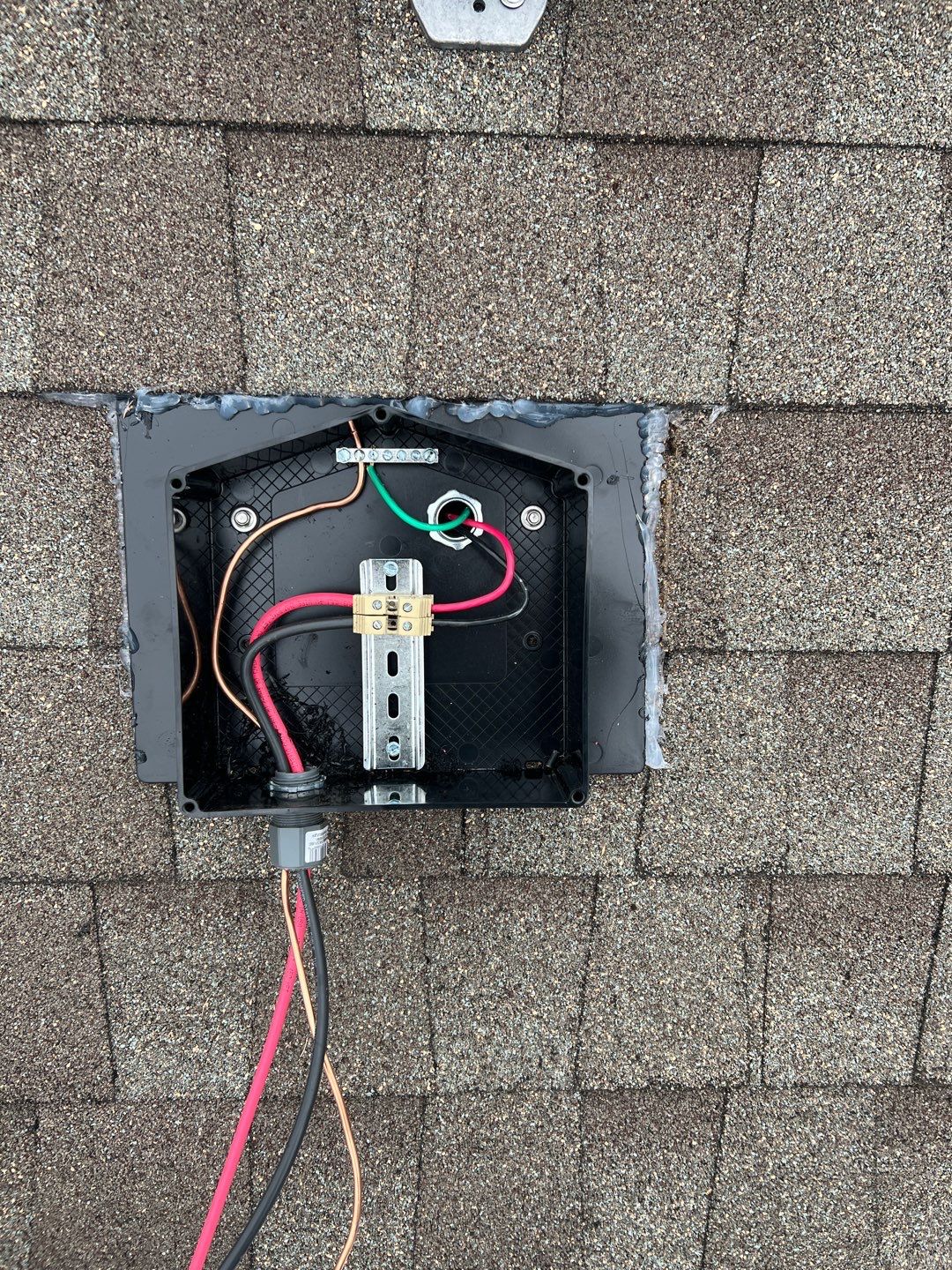 Project in Nashville by Green Wave Solar 