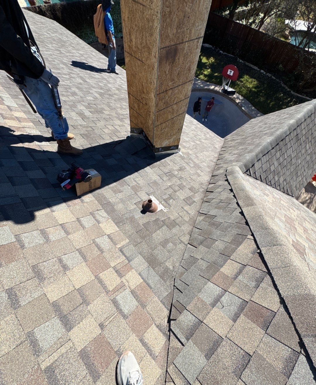 Patio & Pool bath addition by SLM General Contractors & Roofing