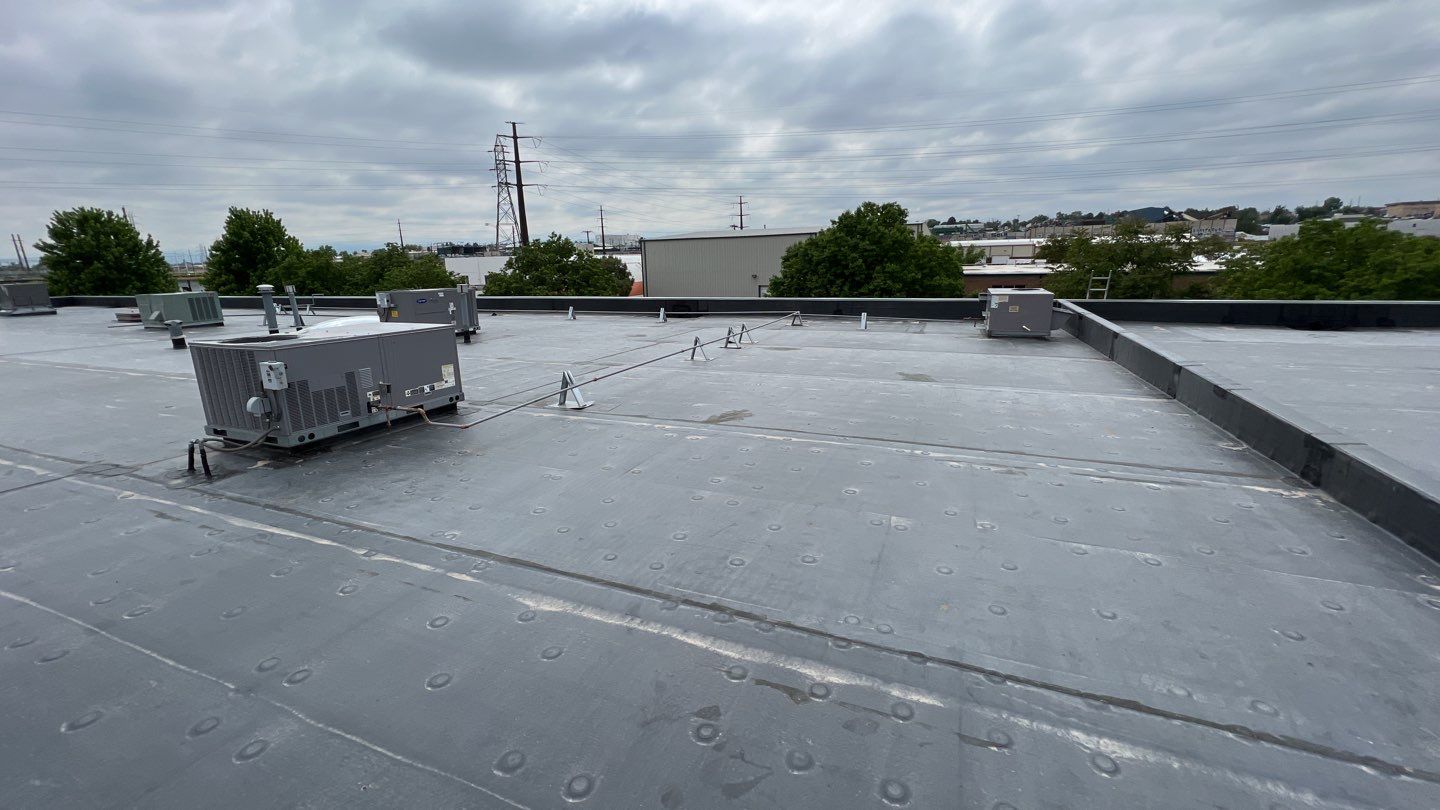 Commercial Roofing Installation using MuleHide EPDM .60 - BLACK by A to Z Roofing