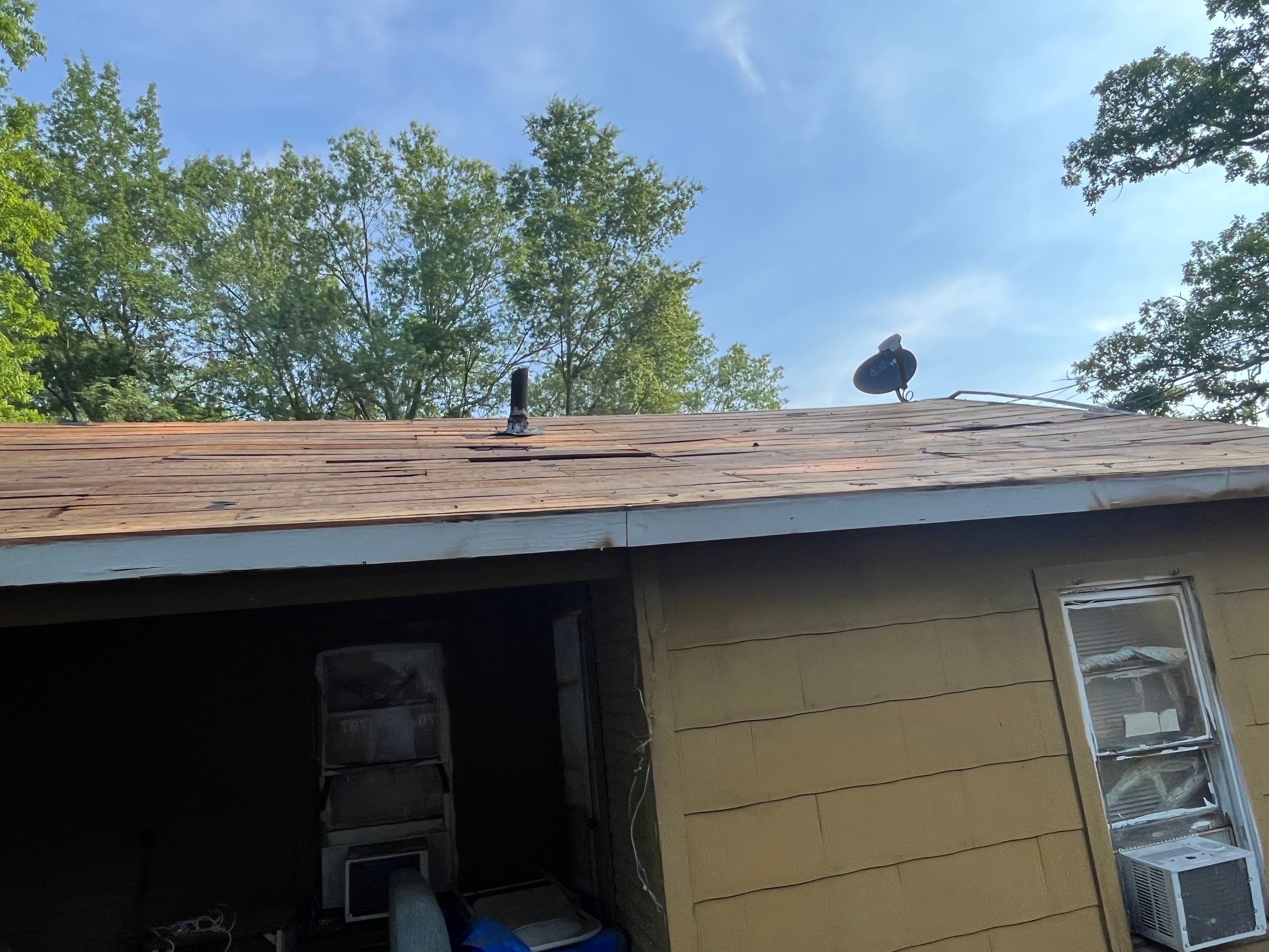 Residential Roofing Installation using 29 Gauge Galvalume Metal by Hostetler Roofing