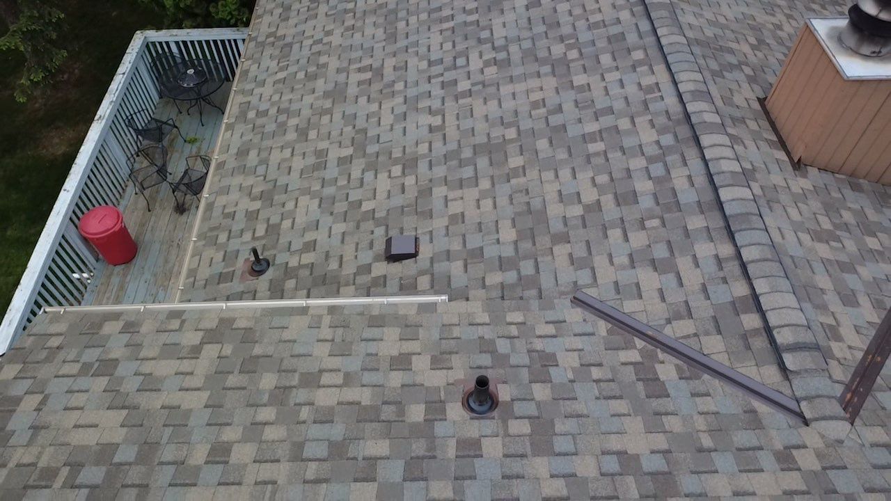 Pullman Residential Roof Installation featuring CertainTeed Landmark Pro Shingles NW Friel St Pullman, WA, 99163 Best - The Alpine Premium System - 5-Star PREMIER SureStart PLUS Coverage - CertainTeed 50 Year Material Guarantee - CertainTeed Workmanship Guarantee: LIFETIME - CertainTeed Warranty Transfer Period: 30 Years - Certainteed Landmark® PRO Shingle - Weathered Wood by Alpine Roofing