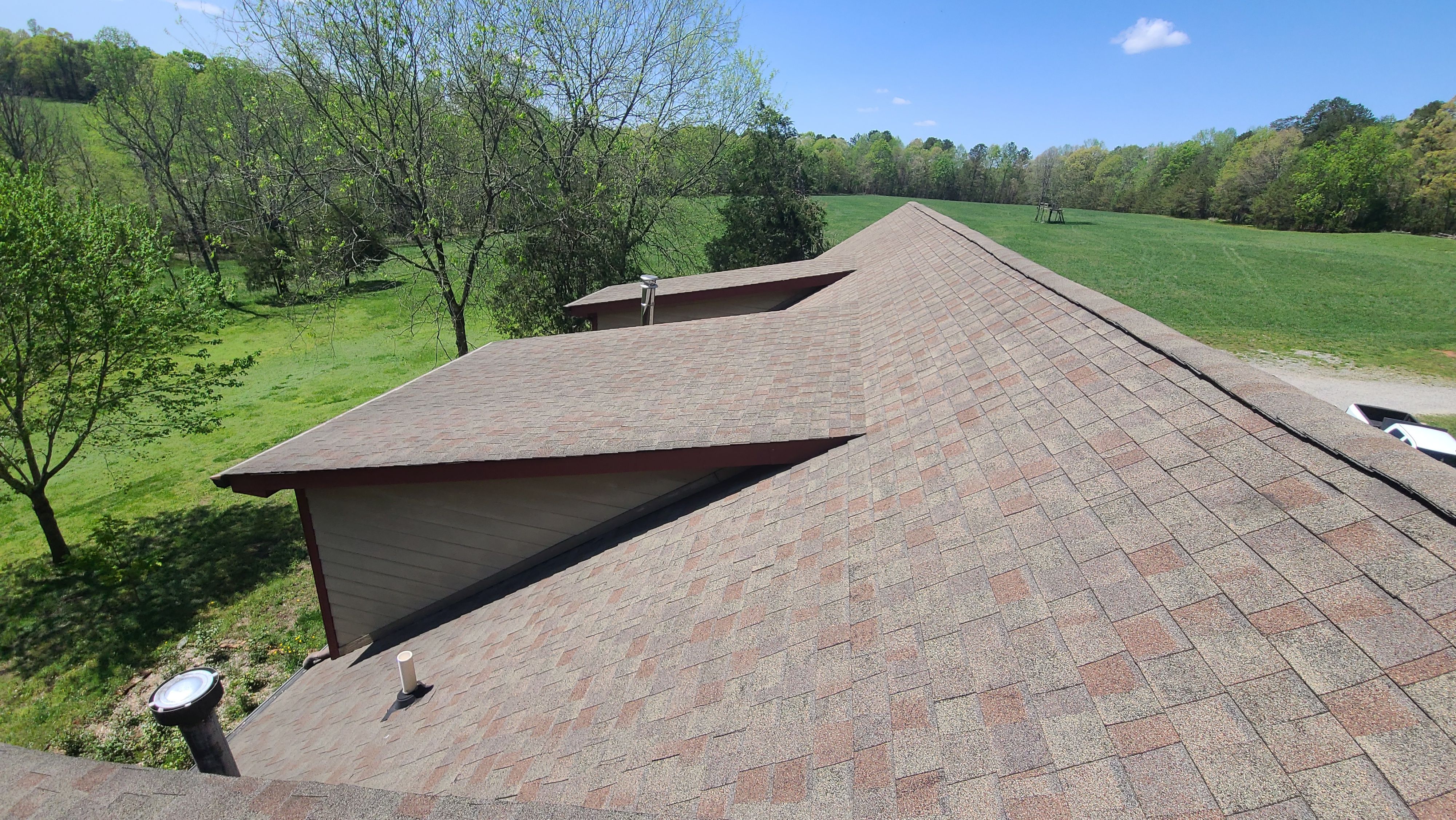 Tony's roof by BROCK BUILDERS 