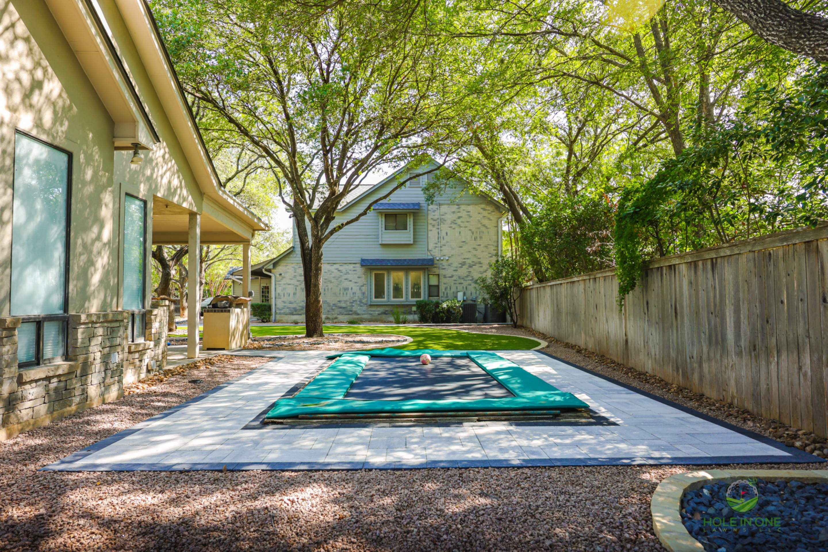Chase Oak, San Antonio Tx. by Hole In One Lawns, LLC