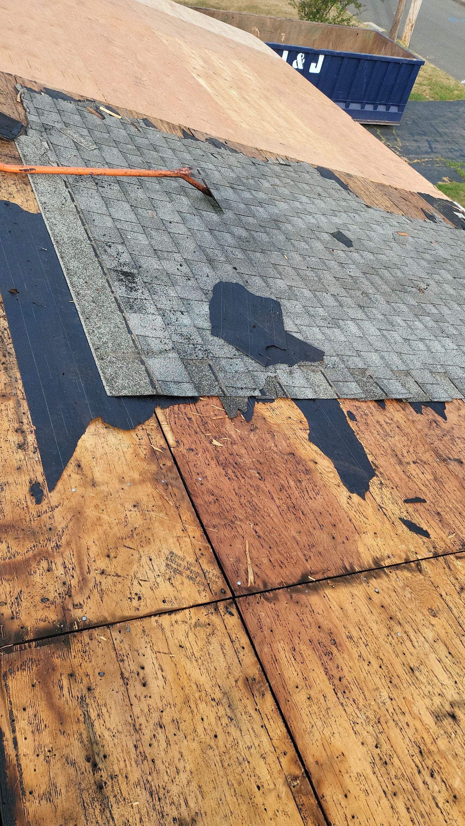 Fire Damage using Certainteed Mainsteet D4 and Owens corning quarry gray by A Plus Exterior