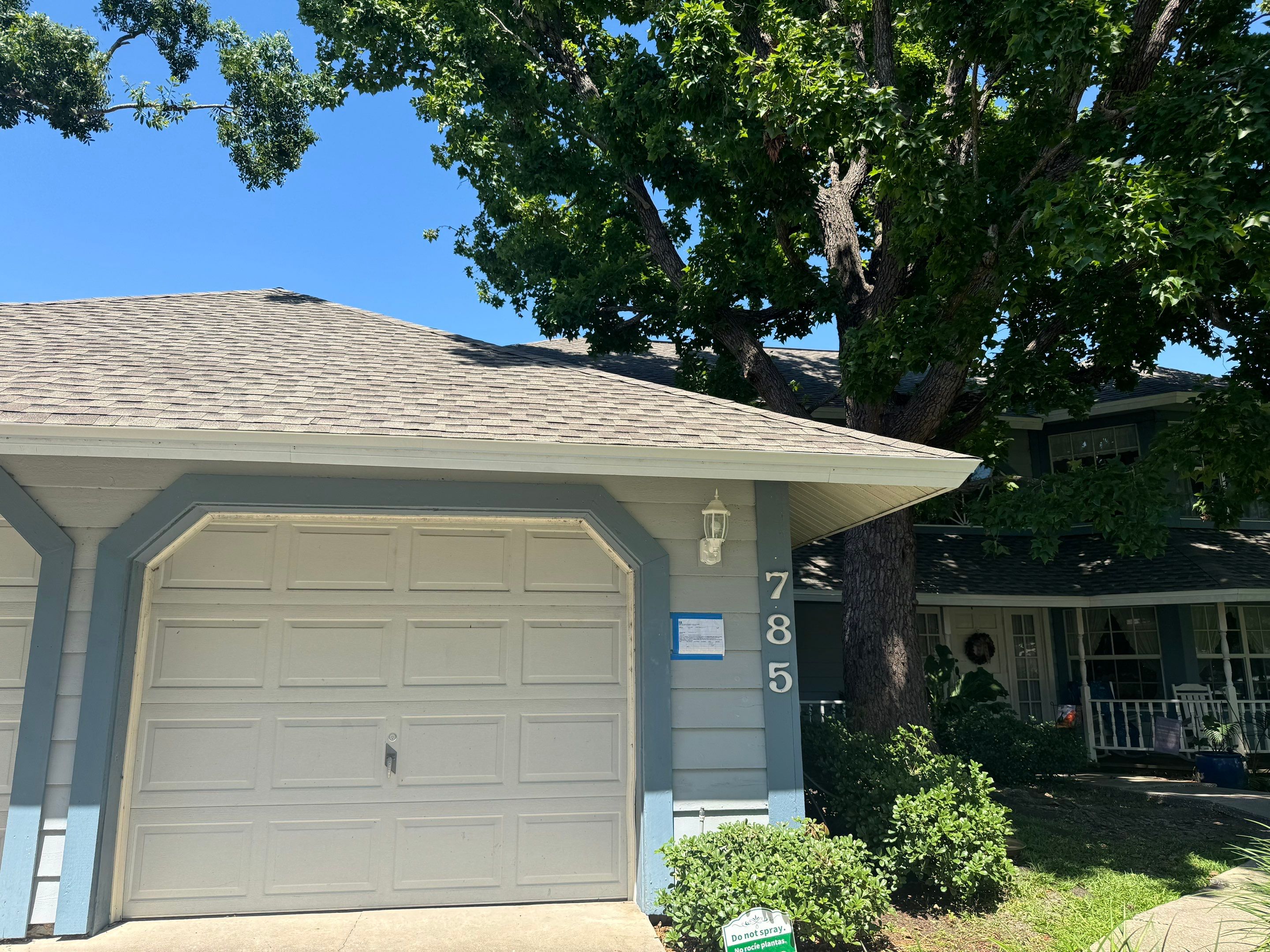 Project in St. Petersburg 33702 by Mitchell Roofing Company LLC 