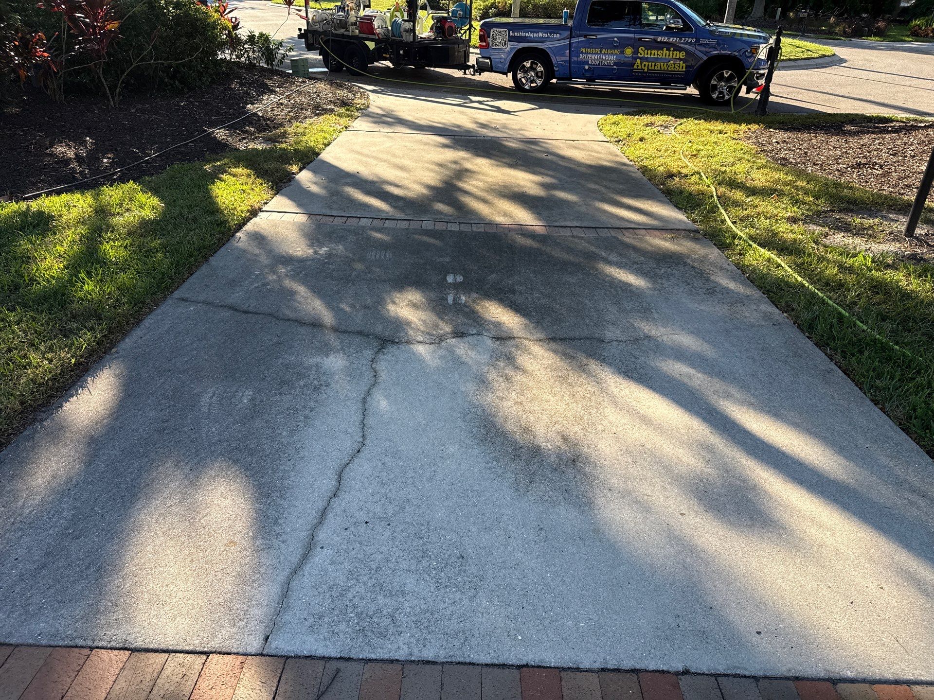 House Wash, Pool Deck & Screen Enclosure Cleaning | University Park, Sarasota FL by Sunshine AquaWash