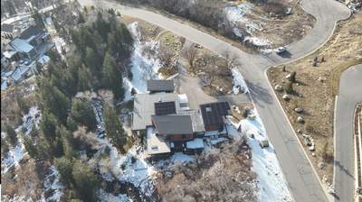 Alpine - Solar + Battery