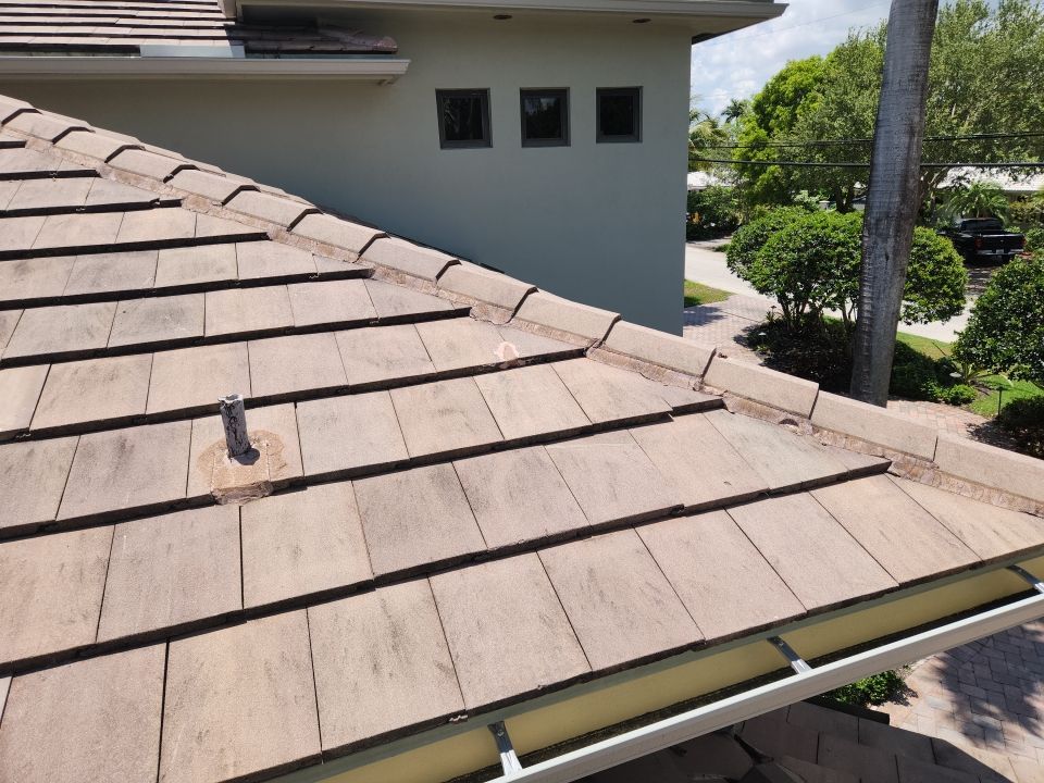 Fort Lauderdale Concrete Tile Roof Repair and Leak Remediation by Aastro Roofing