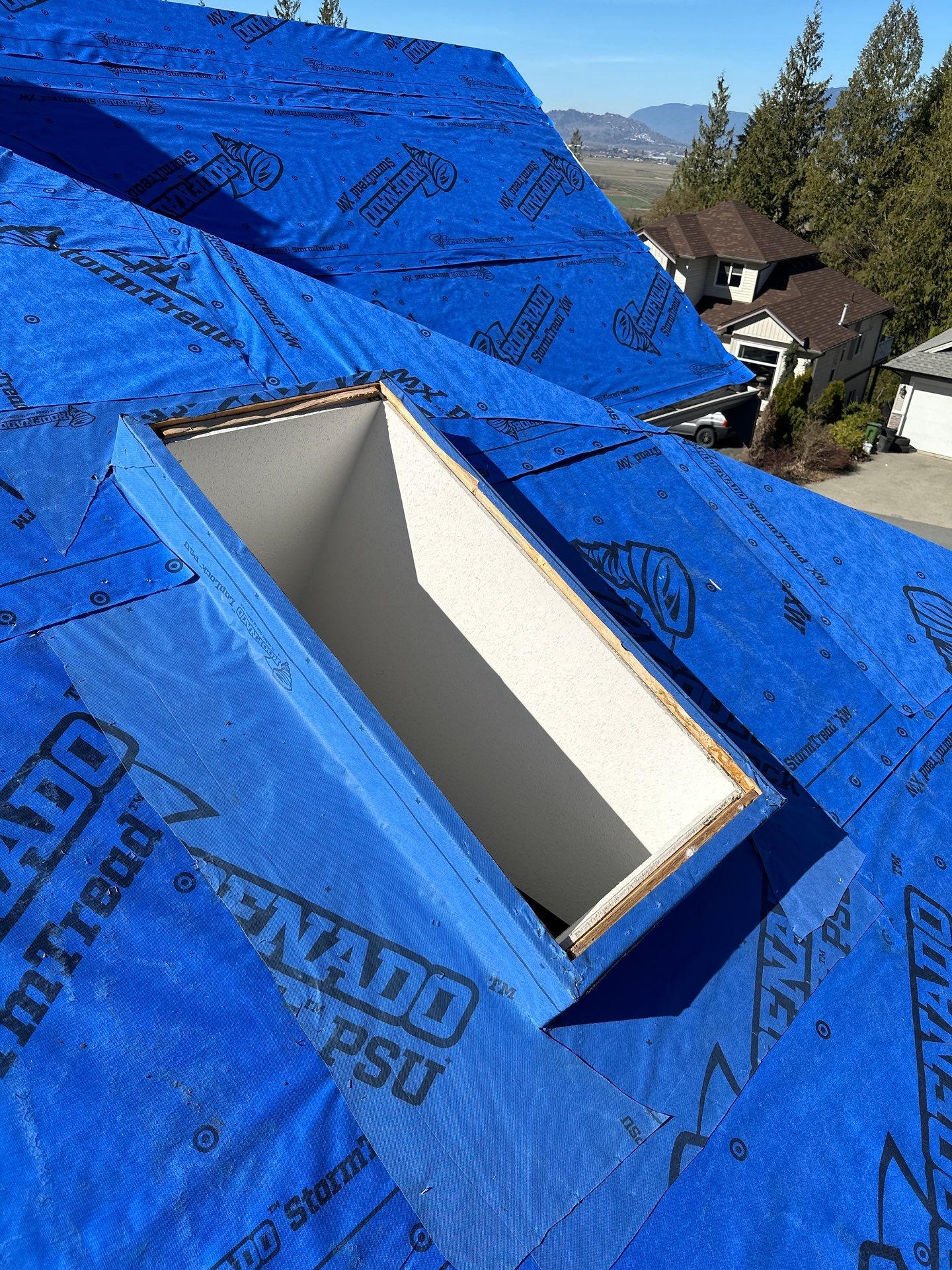 Residential Re-Roof using GAF Weathered Wood HDZ by Top Notch Roofing Inc