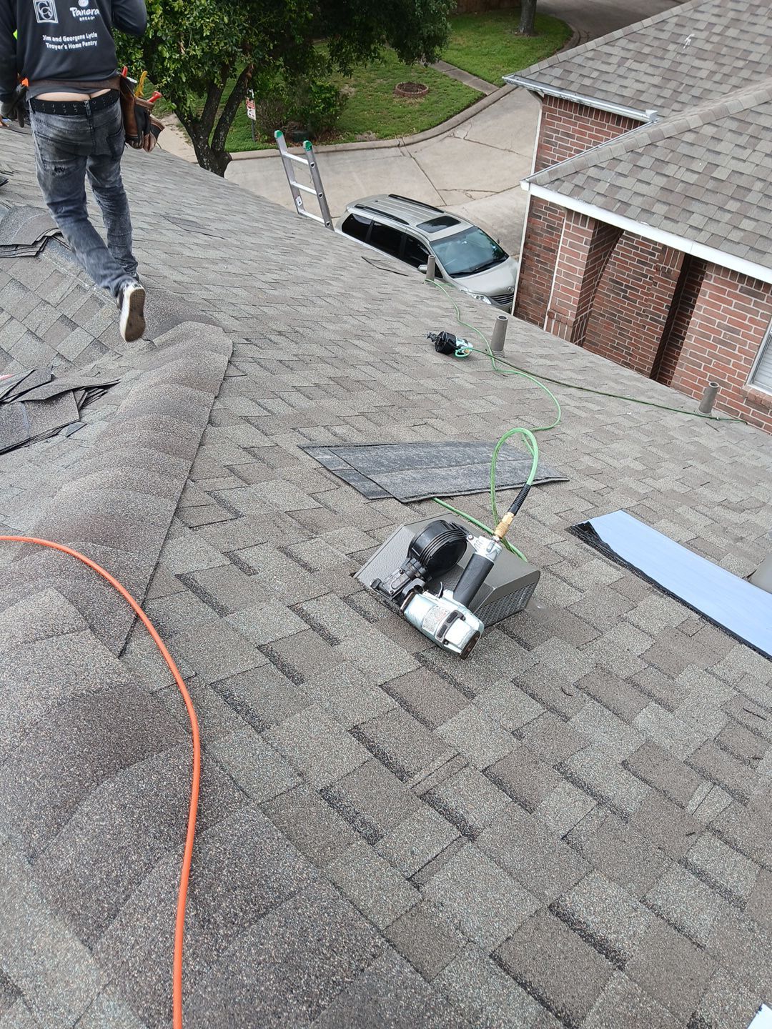 Residential Roofing Installation using Owen's Corning Duration (Lifetime) Shingles by Roof Repair Company