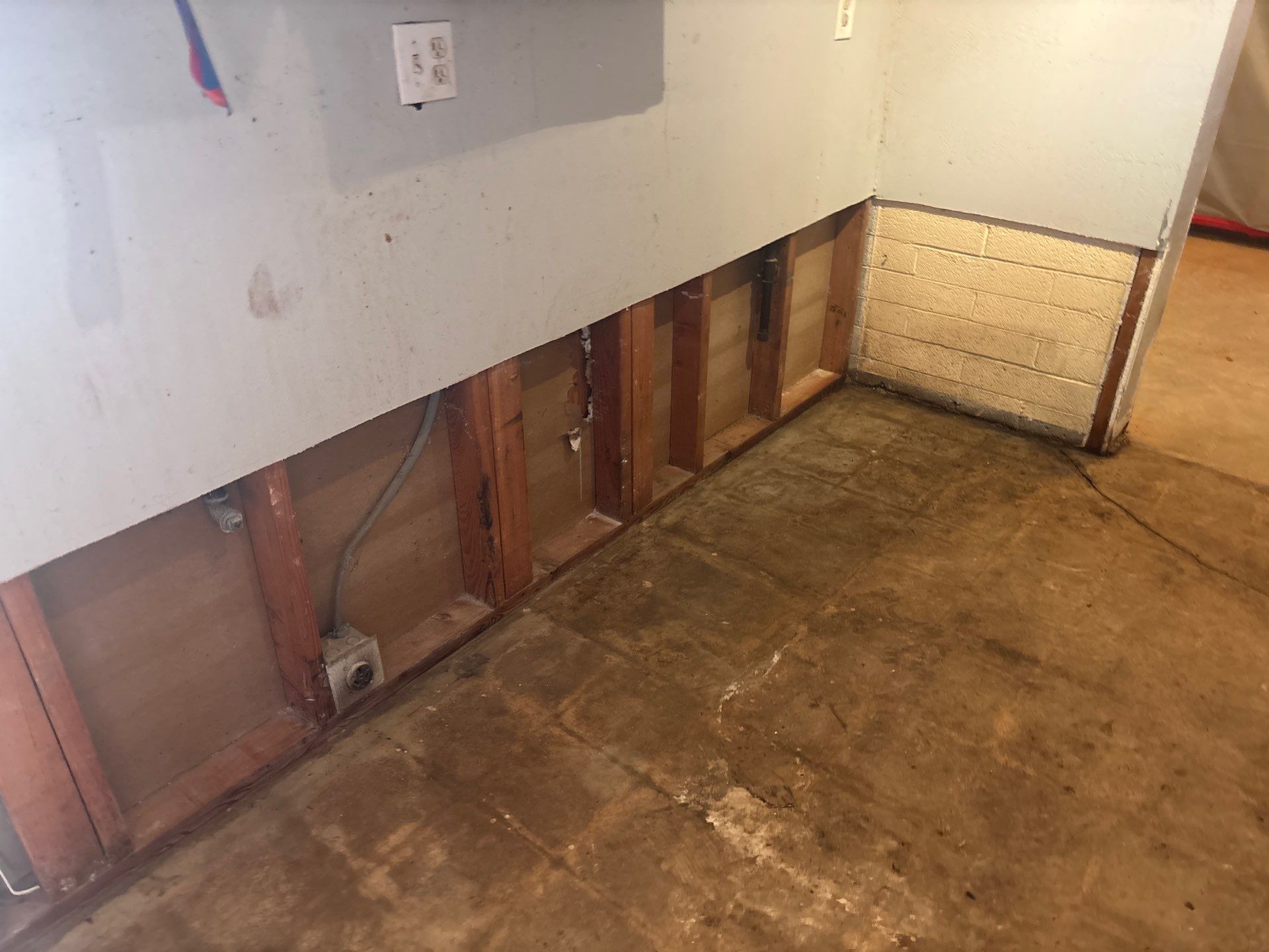 Project in Phoenix, AZ - Asbestos Drywall and VCT Flooring  by Desert Valley Abatement, LLC