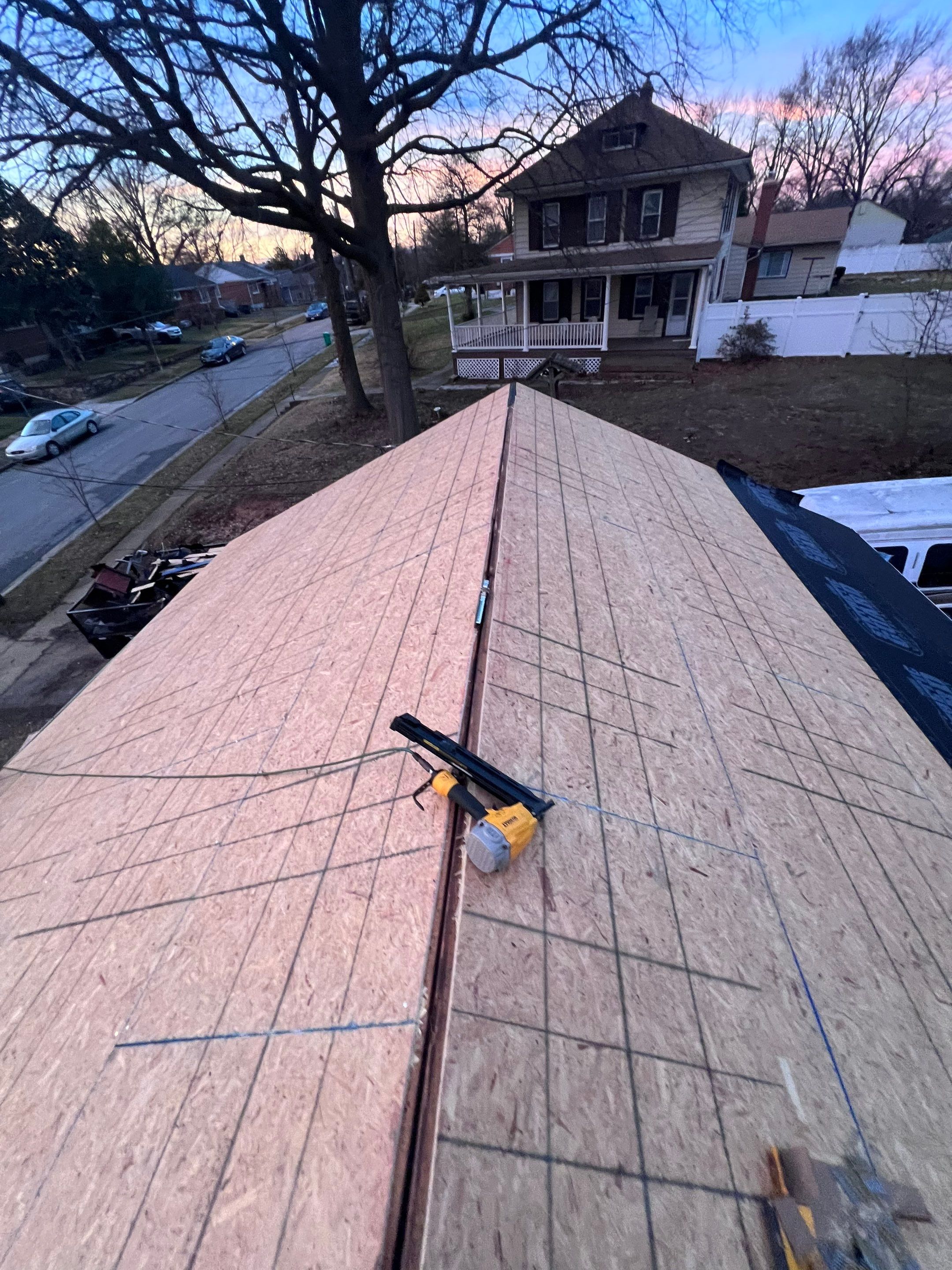 Tamko Titan - Slatestone Gray  by Storm Ready Exteriors