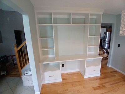 Built In Home Office Desk in Granger