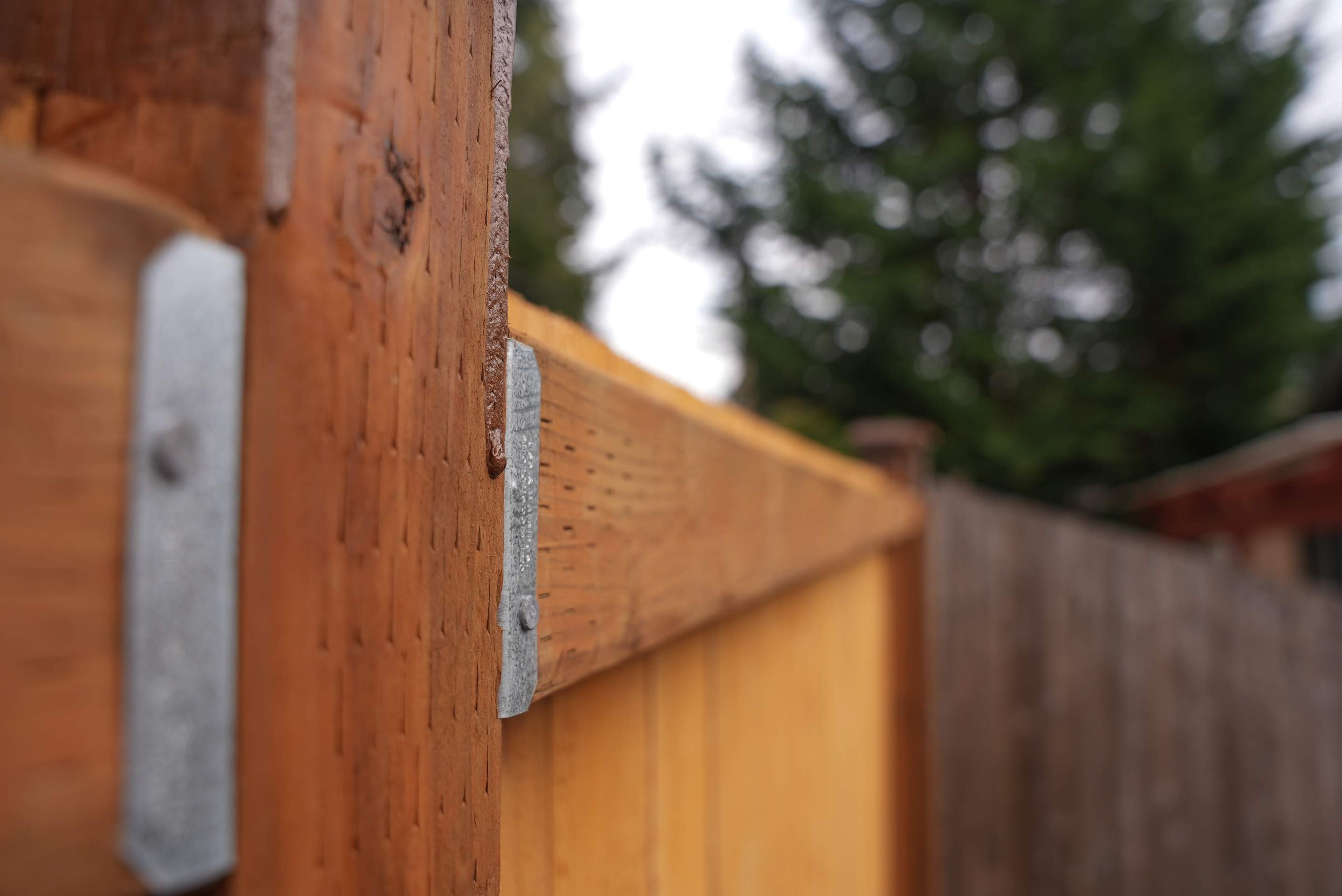 Jireh Outdoor Projects | Retaining Wall & Fence Build by Jireh Asphalt & Concrete Inc 