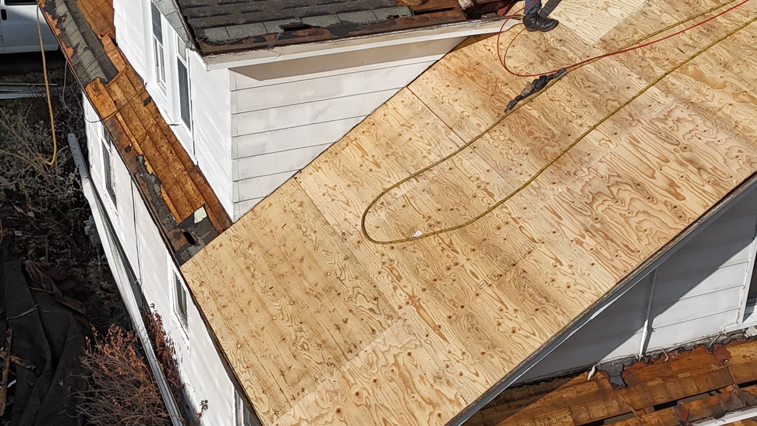 Owens Corning Duration: Onyx Black in Naugatuck by Golden Shield Roofing