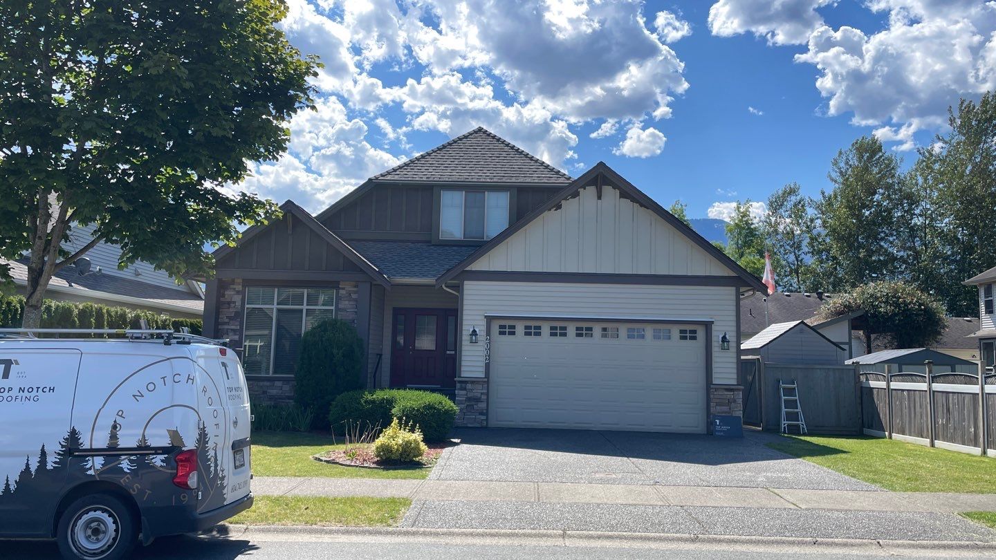 Residential Re-Roof using GAF weathered wood HDZ shingles by Top Notch Roofing Inc