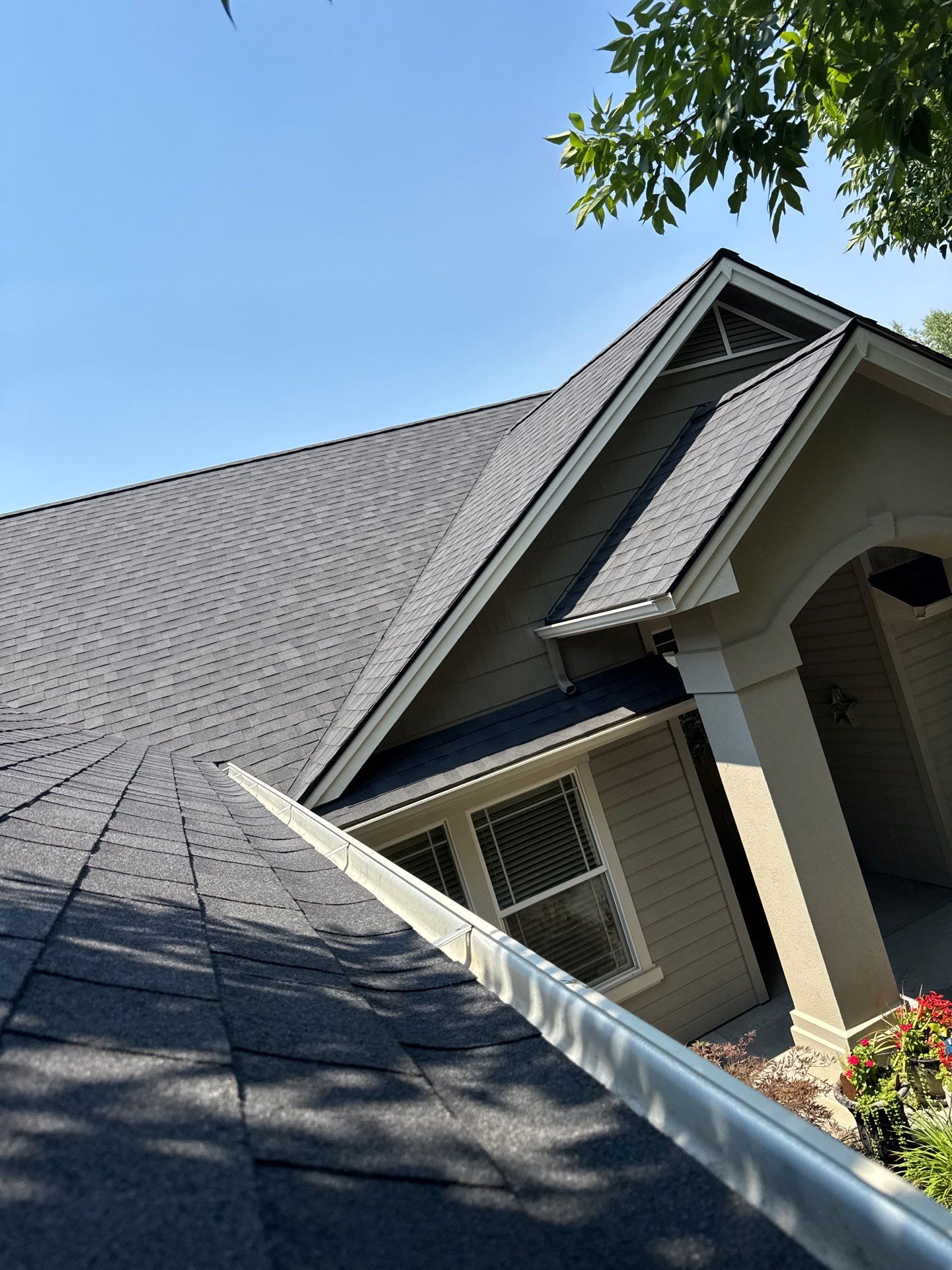 Residential Asphalt Shingle Roof Replacement in Meridian, Idaho by Olive Roofing