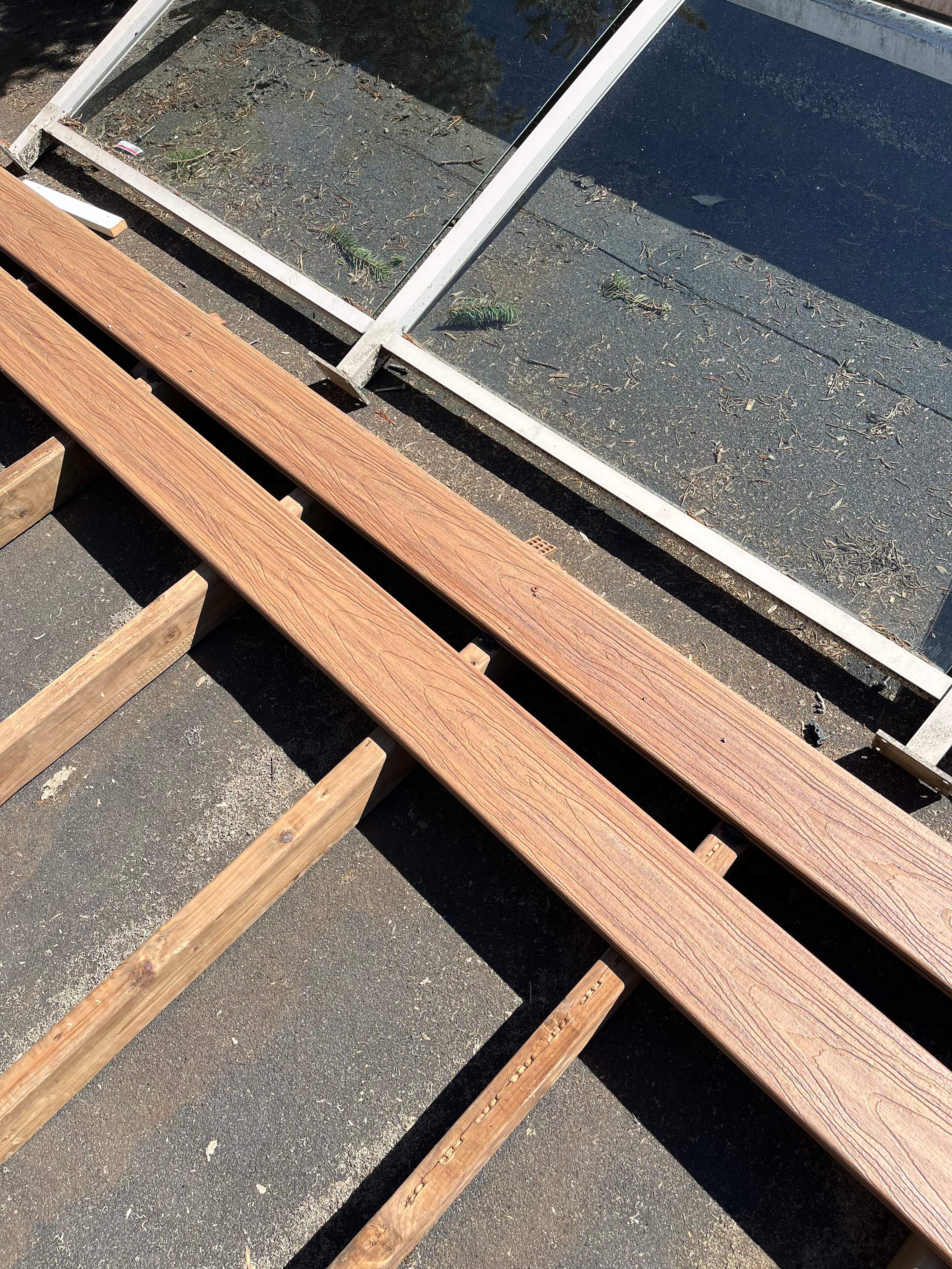 New Composite Deck - West Vancouver by YVR Construction Group