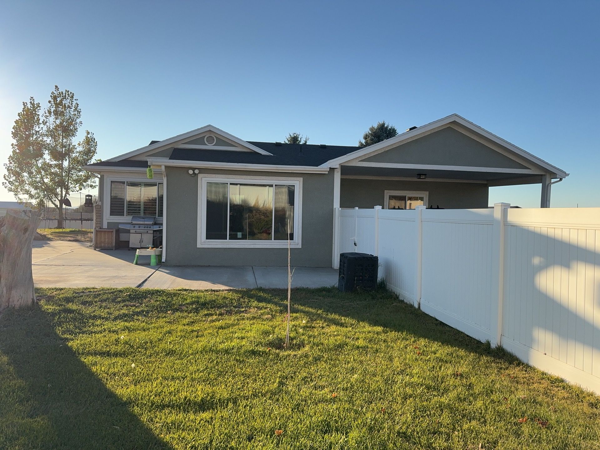 Ogden | Thermal Hardie Upgrade with Mixed Profiles | Pearl Gray by Ideal Siding Utah