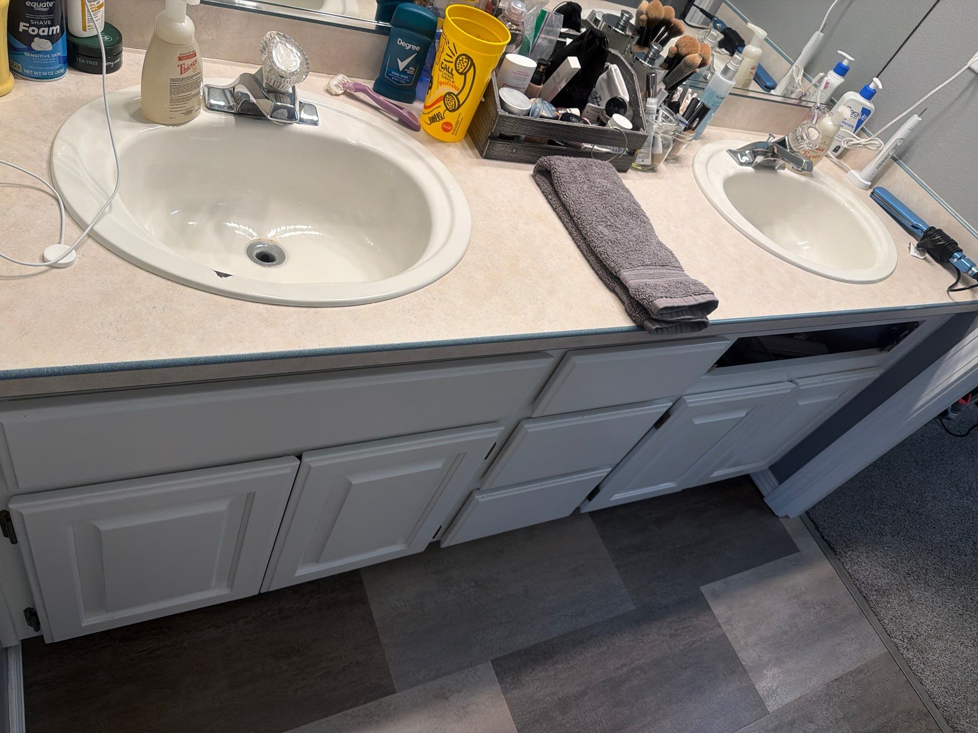 House cleaner Project in Tigard by Cloud 9 Professional Cleaning Services