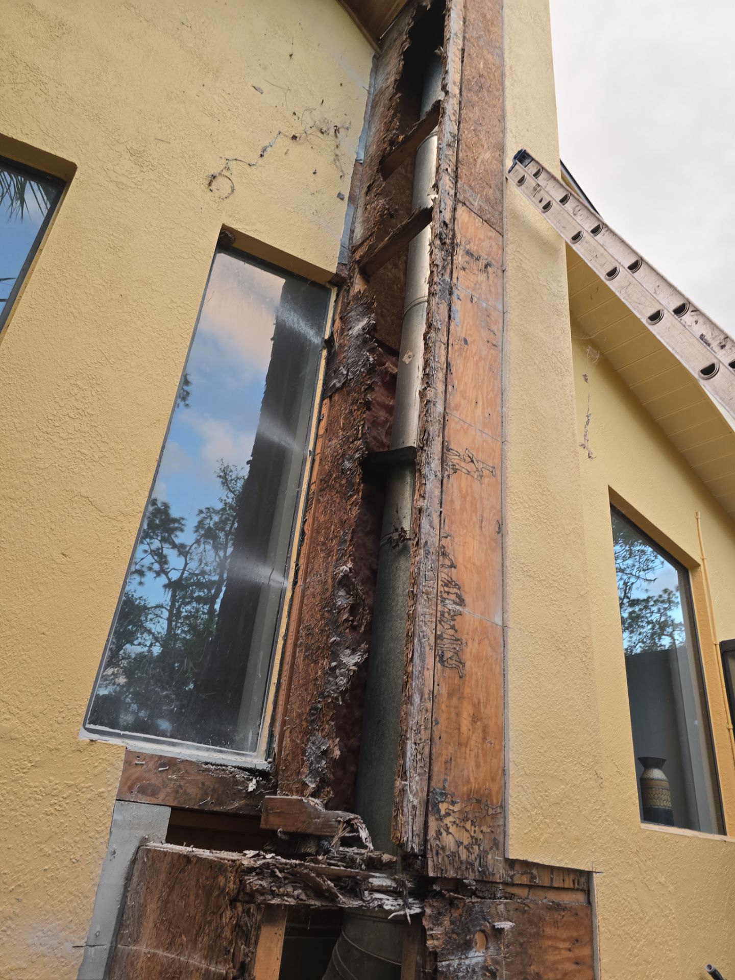 Roof Replacement in Valrico, FL by Shingle Masters Roofing